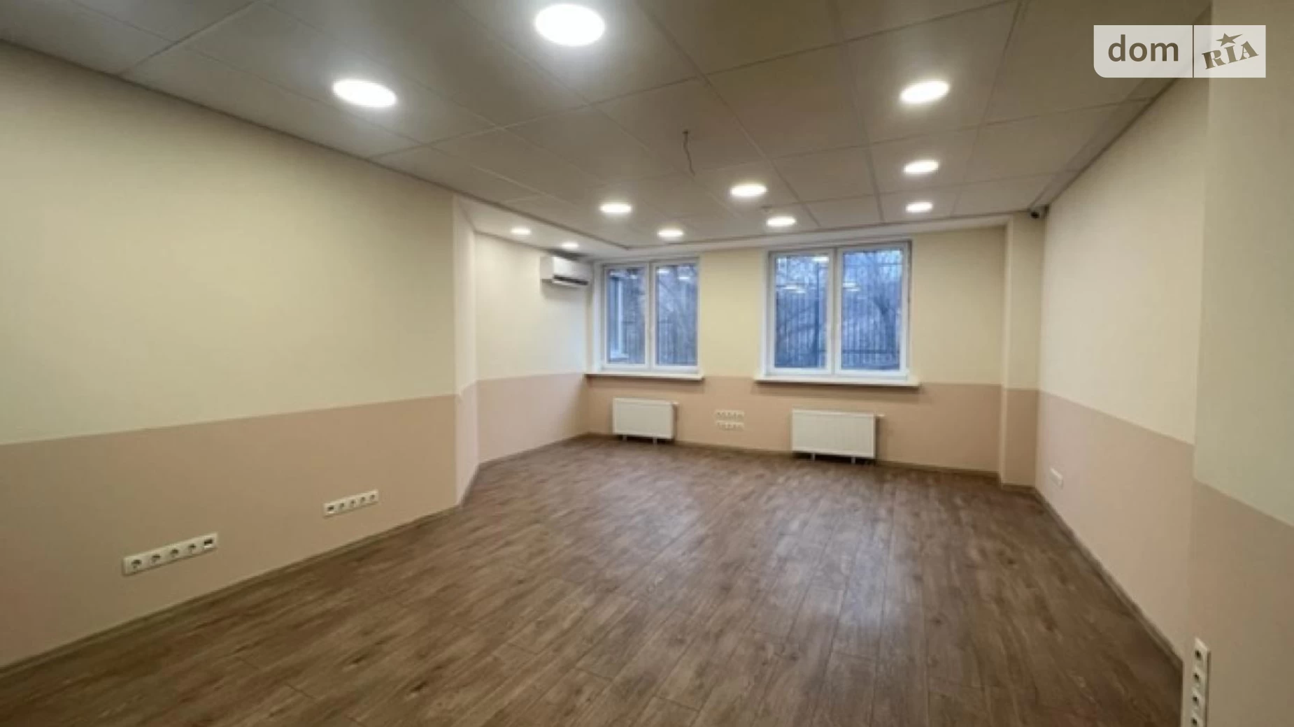 Сдается в аренду офис 580 кв. м в бизнес-центре, цена: 8700 $ - фото 4