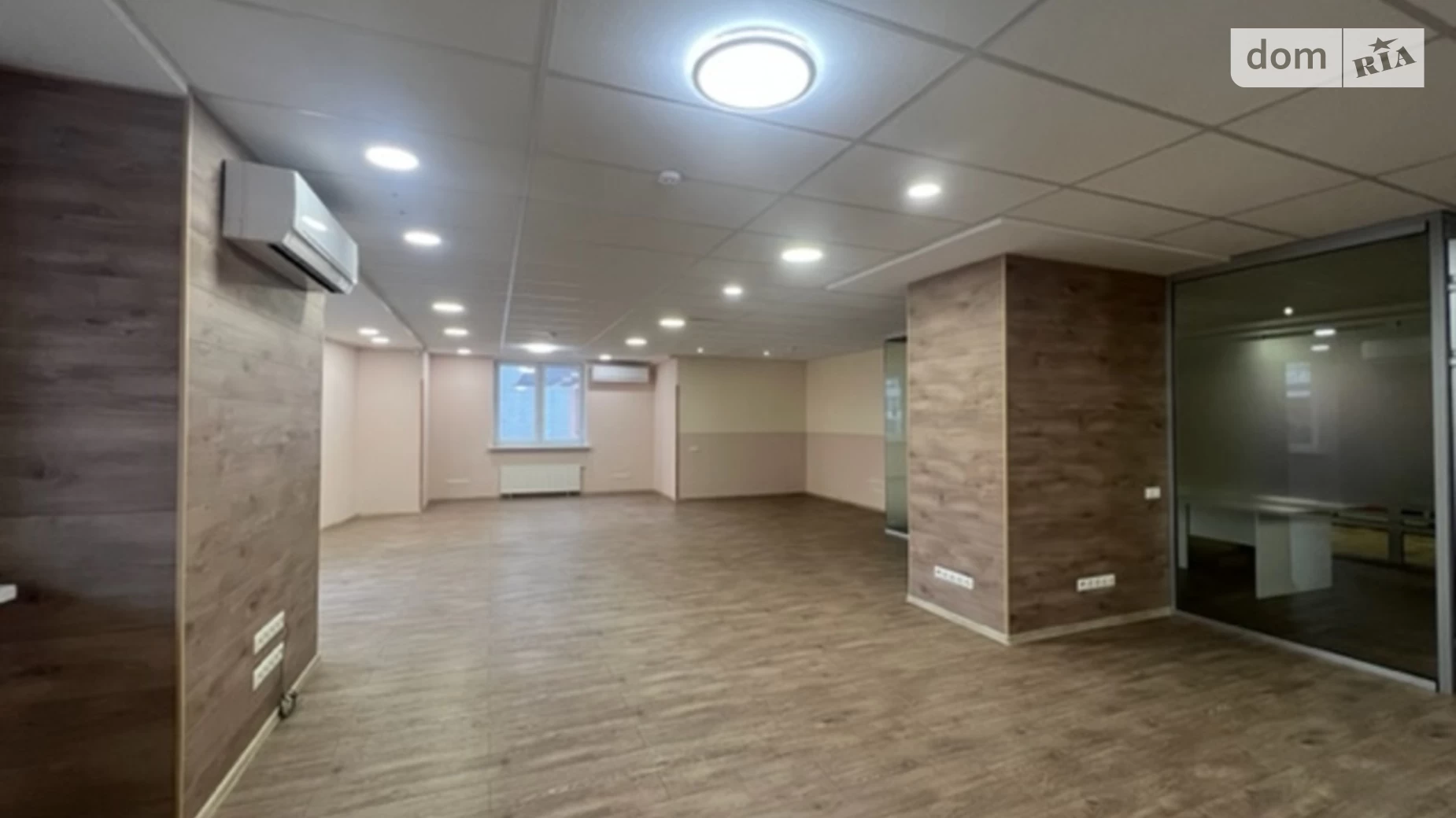 Сдается в аренду офис 580 кв. м в бизнес-центре, цена: 8700 $ - фото 2