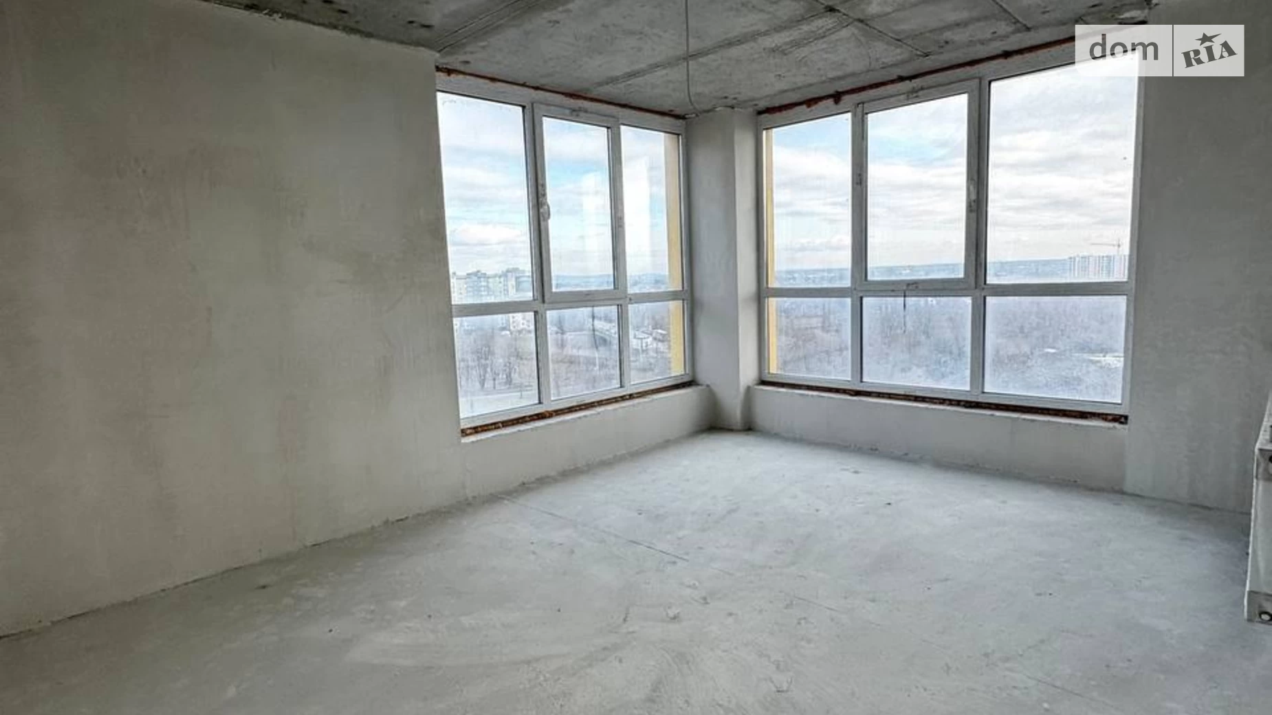 Продается 3-комнатная квартира 95 кв. м в Ивано-Франковске, ул. Ивасюка - фото 2