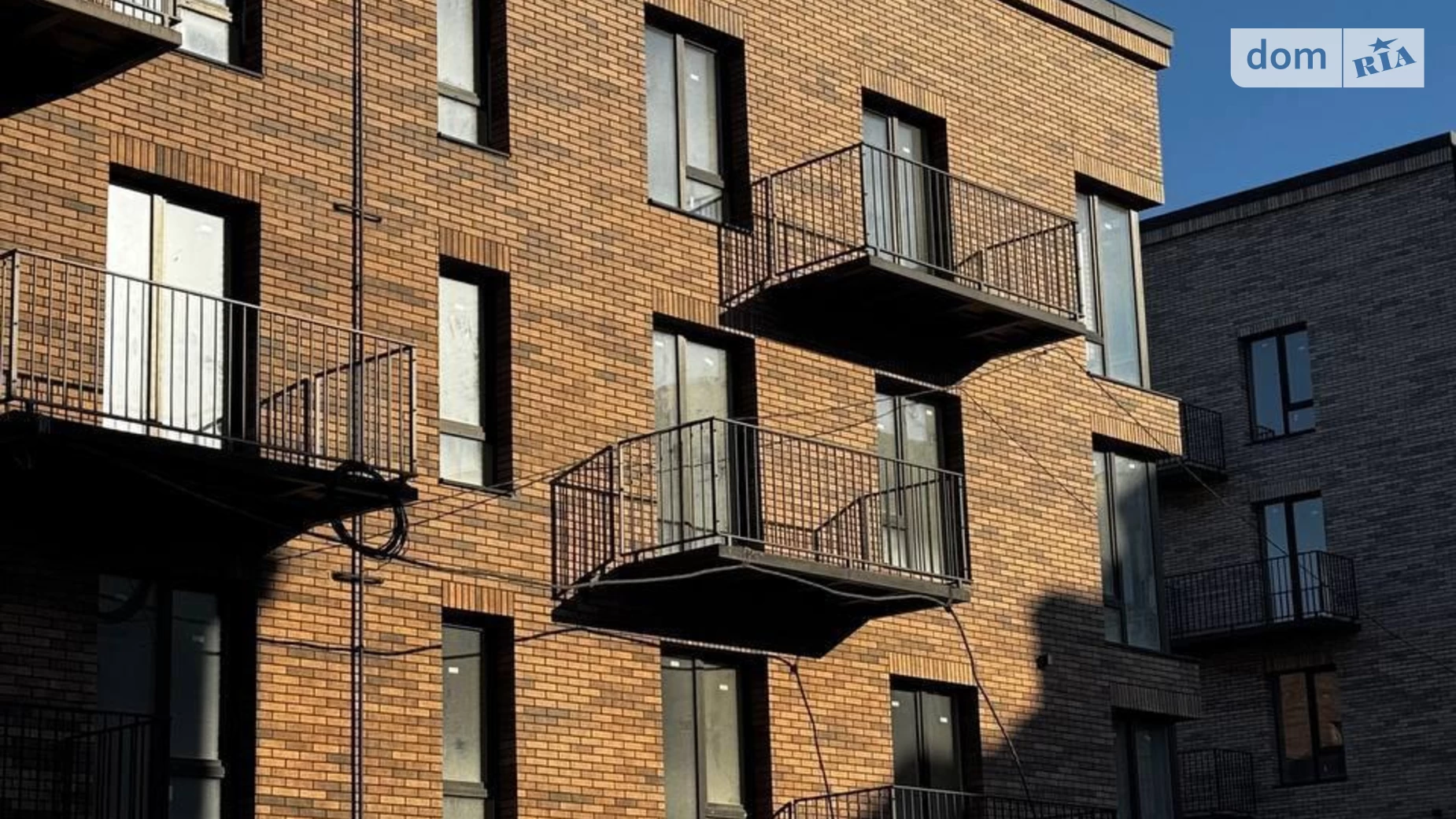 Продається 2-кімнатна квартира 61 кв. м у Крихівцях, вул. 24 серпня, 1 - фото 2