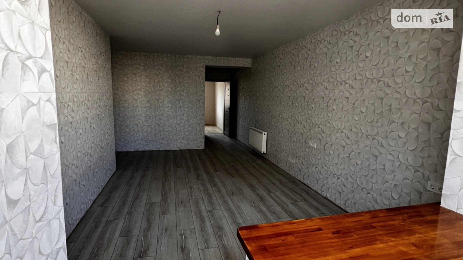 Продается 1-комнатная квартира 42.2 кв. м в, цена: 34000 $ - фото 2