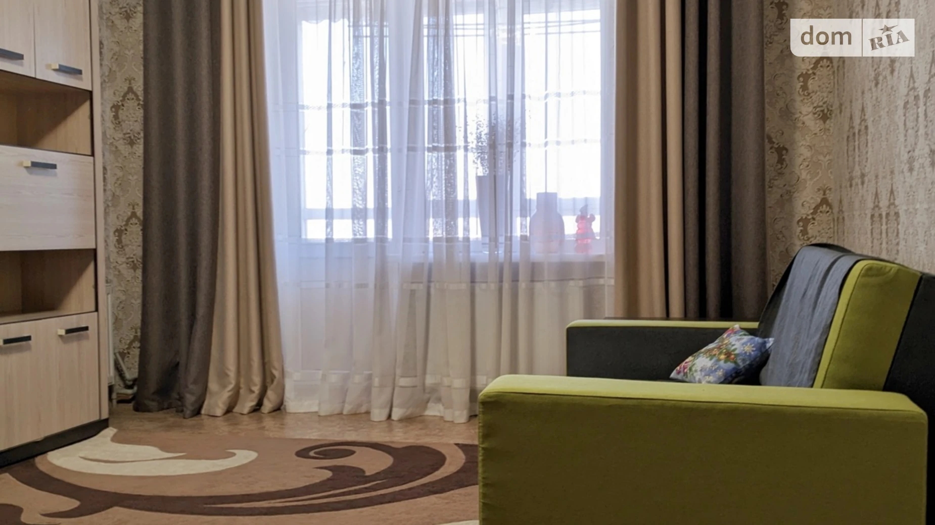 Продается 2-комнатная квартира 70 кв. м в Чернигове, ул. Текстильщиков, 26 - фото 3