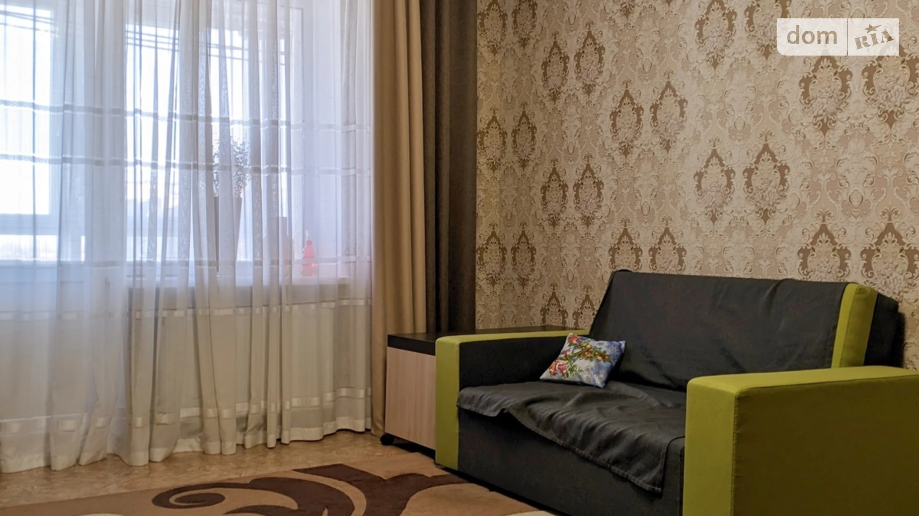 Продается 2-комнатная квартира 70 кв. м в Чернигове, ул. Текстильщиков, 26 - фото 2