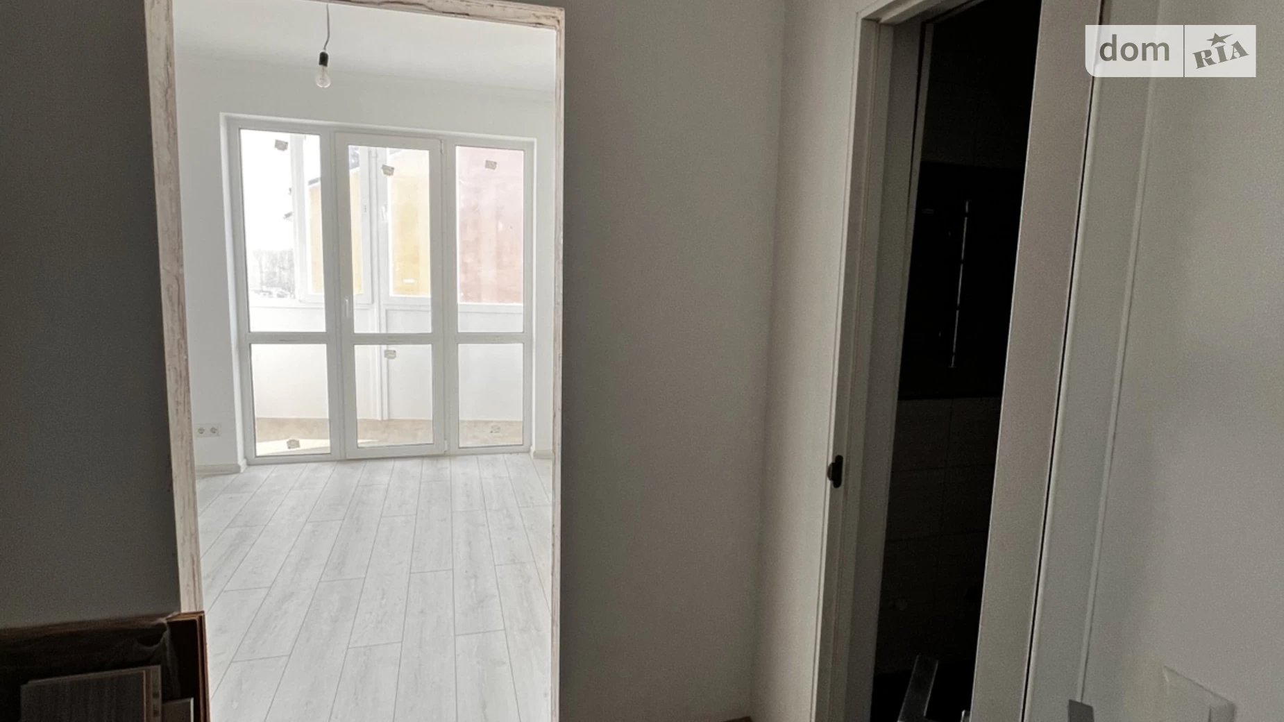 Продается 1-комнатная квартира 28 кв. м в, цена: 28000 $ - фото 2