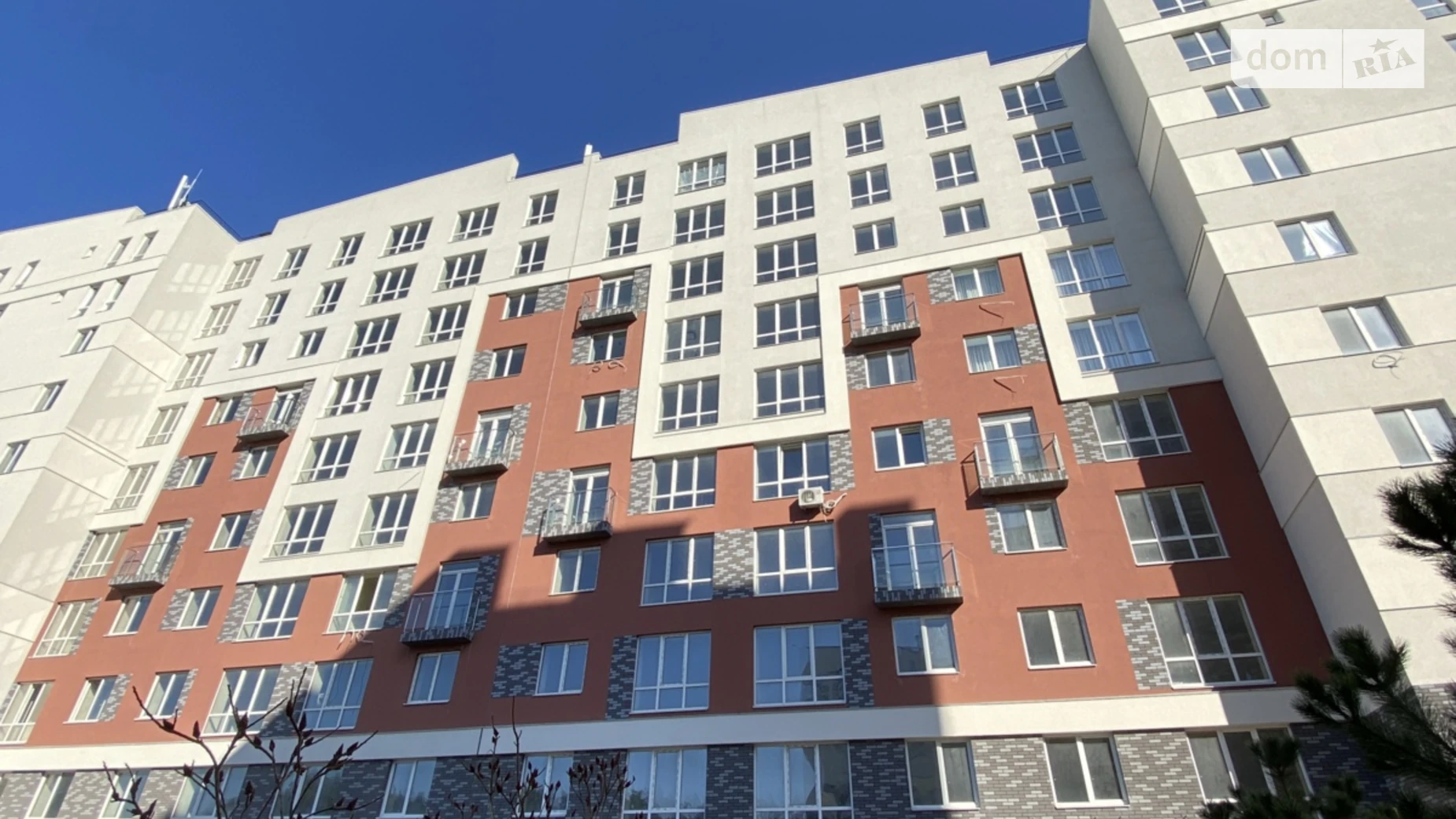 Продается 2-комнатная квартира 65.3 кв. м в Ирпене, ул. Соборная(ІІІ Интернационала), 2К/45 - фото 2