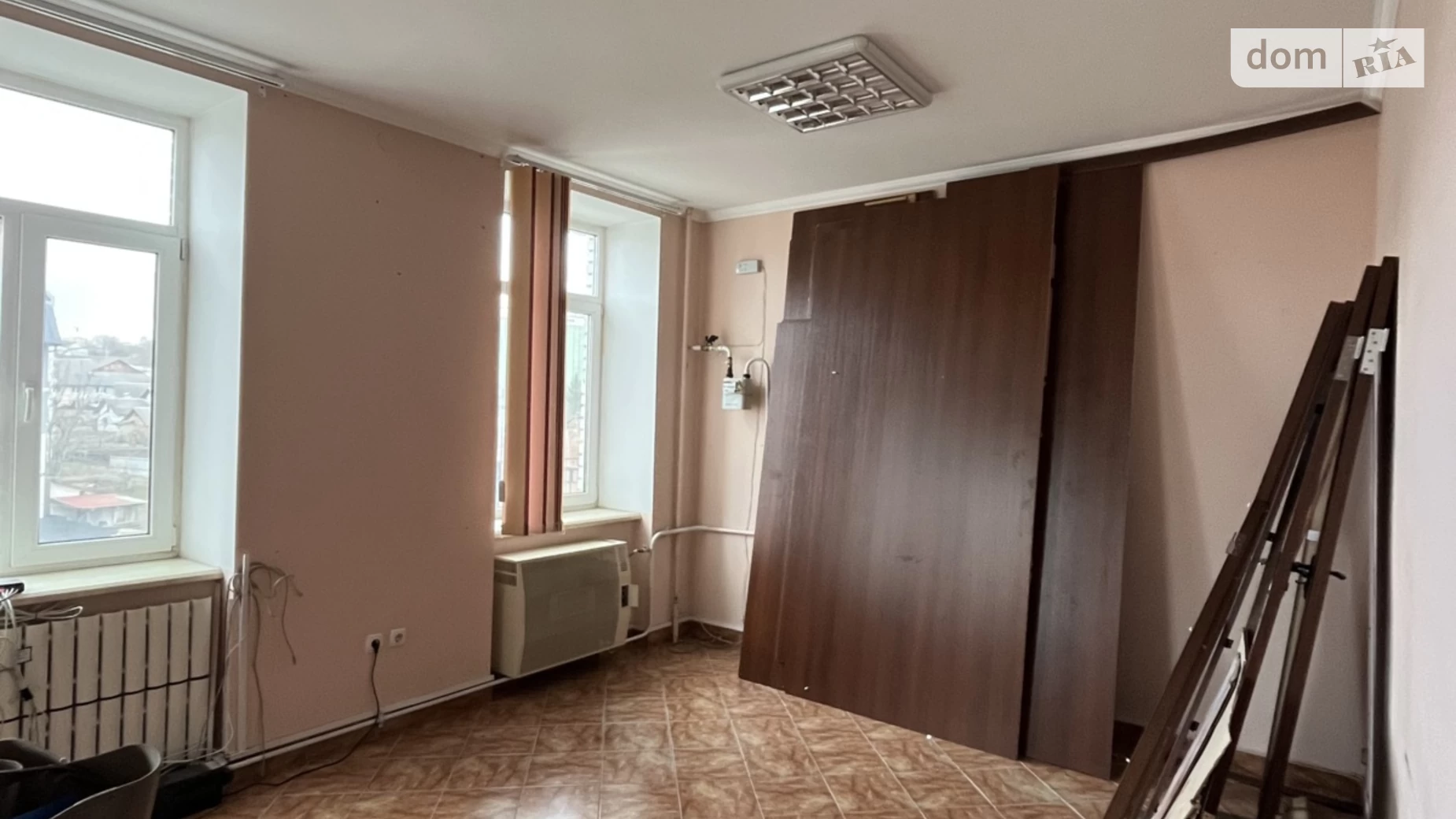 Продается офис 38 кв. м в бизнес-центре, цена: 21000 $ - фото 4
