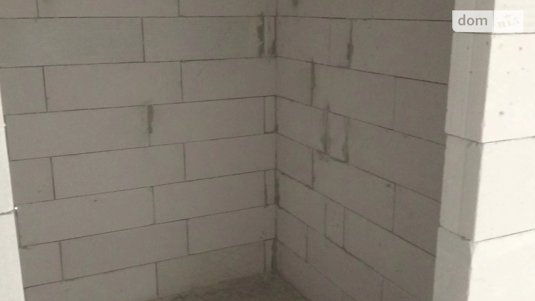 Продается 3-комнатная квартира 93 кв. м в Ивано-Франковске, ул. Ленкавского, 34 корпус 12 - фото 2