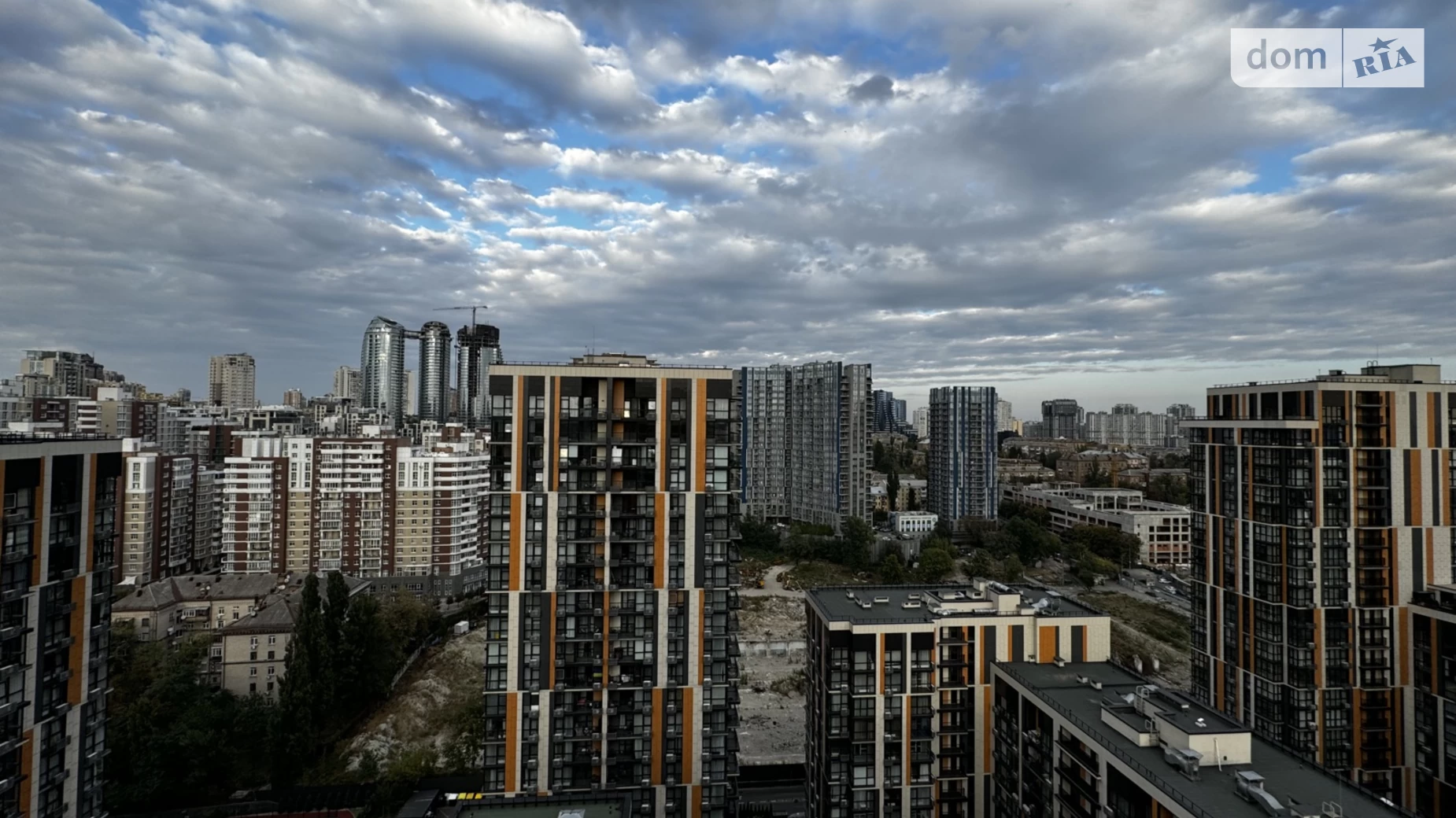Продается 2-комнатная квартира 80 кв. м в Киеве, ул. Предславинская, 42 - фото 4