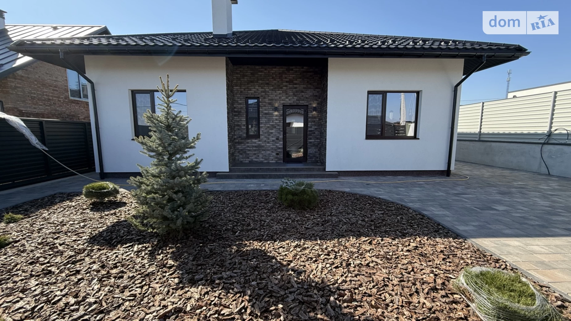 Продается одноэтажный дом 115 кв. м с бассейном, цена: 215000 $ - фото 2