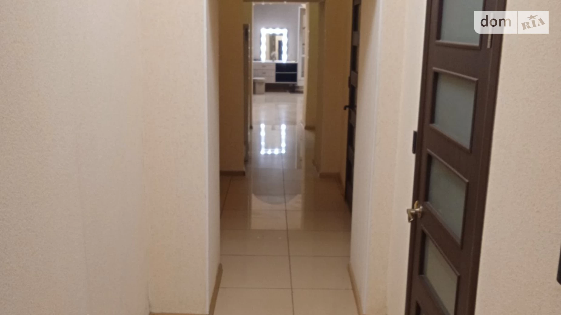 Сдается в аренду офис 28 кв. м в бизнес-центре, цена: 21010 грн - фото 3
