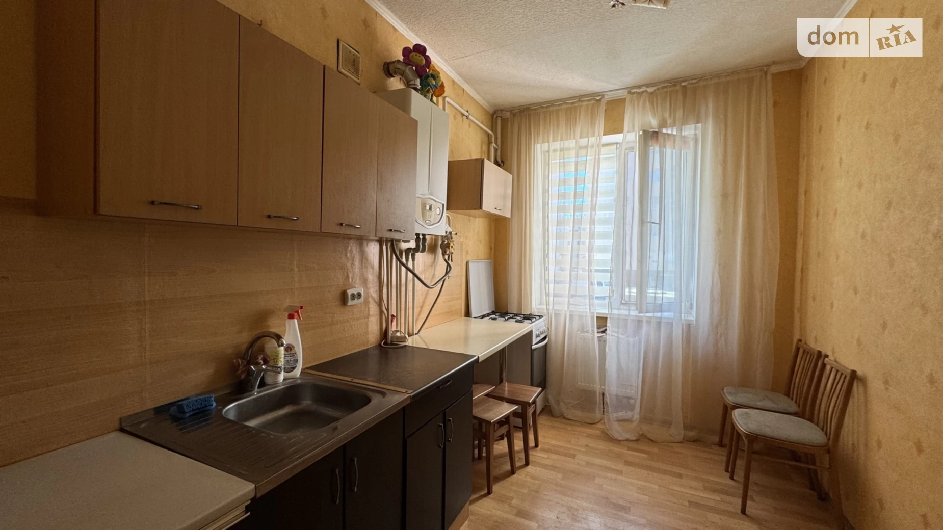 Продается 1-комнатная квартира 41.8 кв. м в Ирпене, ул. Высокая - фото 2