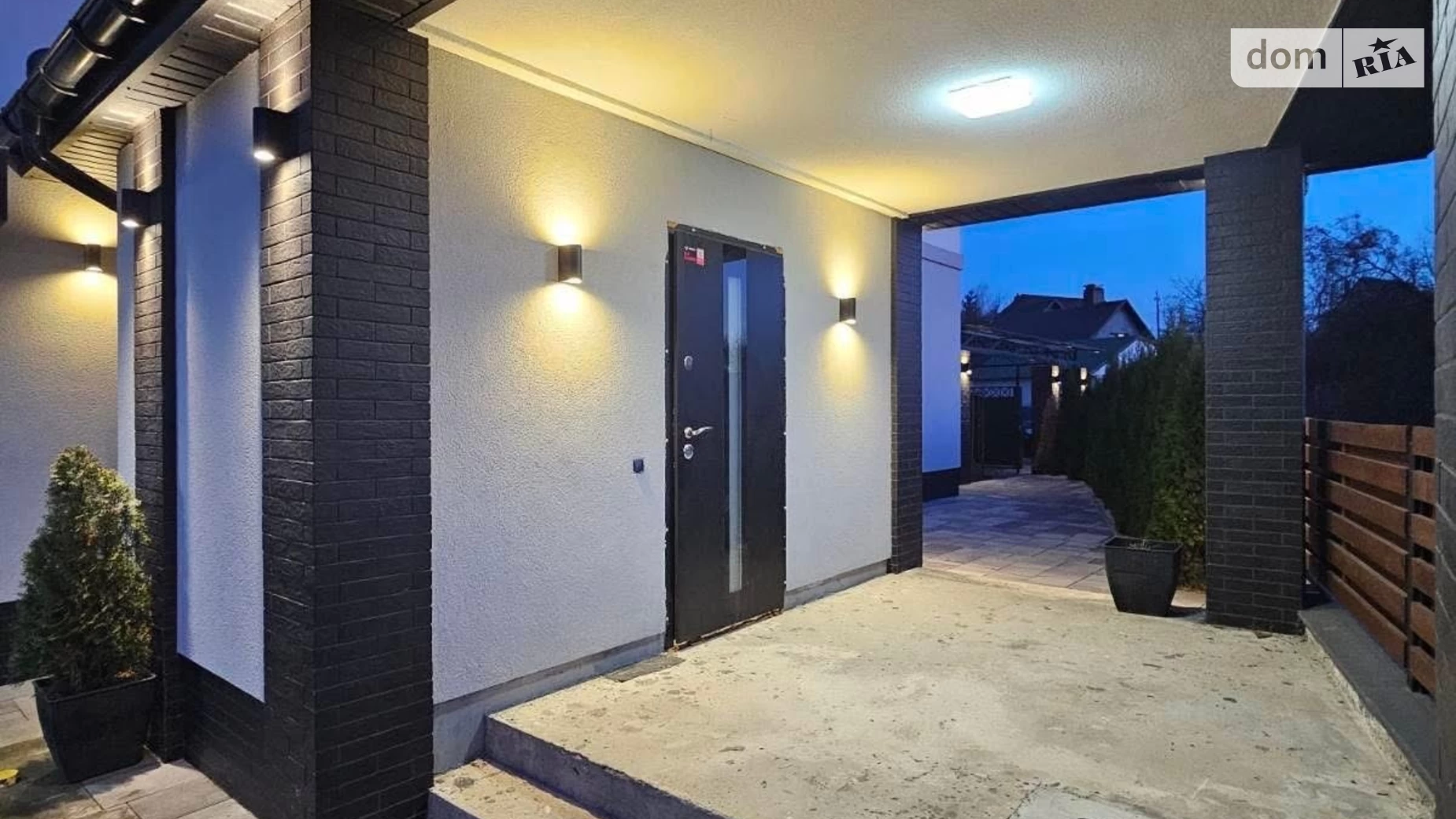 Продается дом на 3 этажа 259.6 кв. м с садом, цена: 150000 $ - фото 3