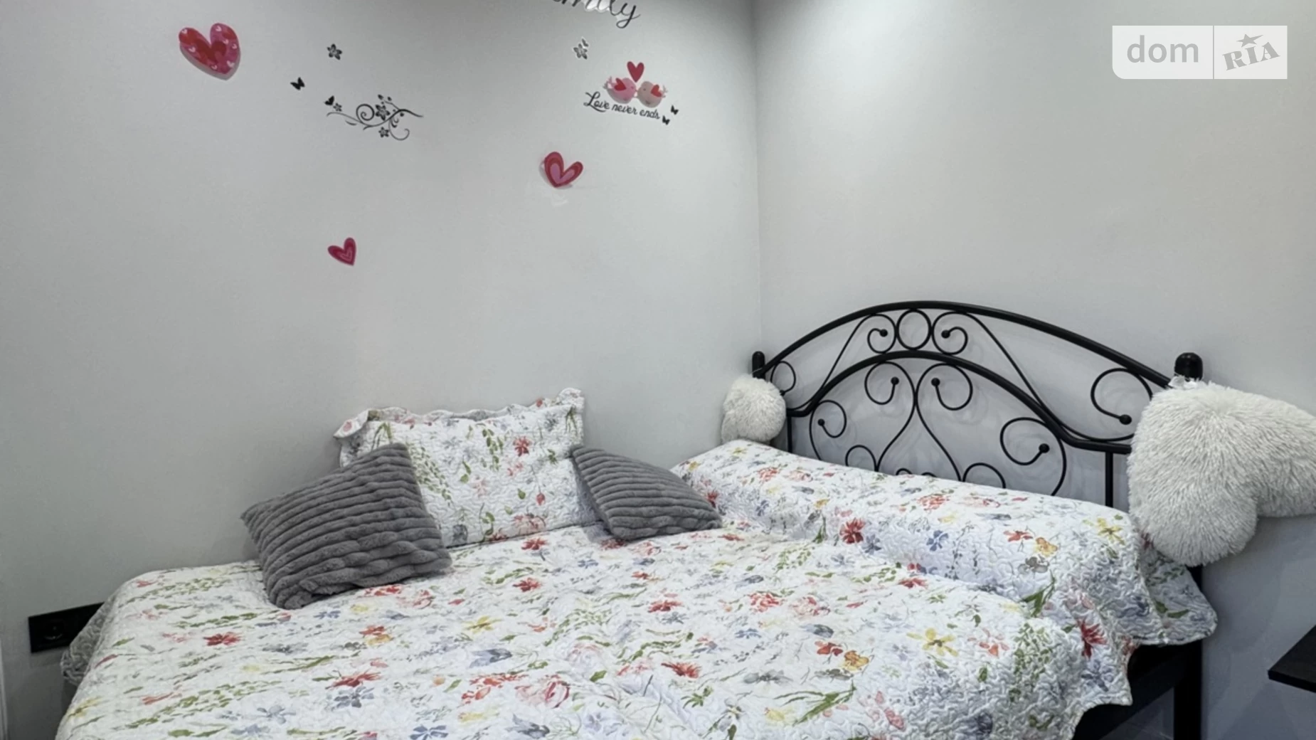 Продается дом на 2 этажа 75 кв. м с бассейном, цена: 60000 $ - фото 4