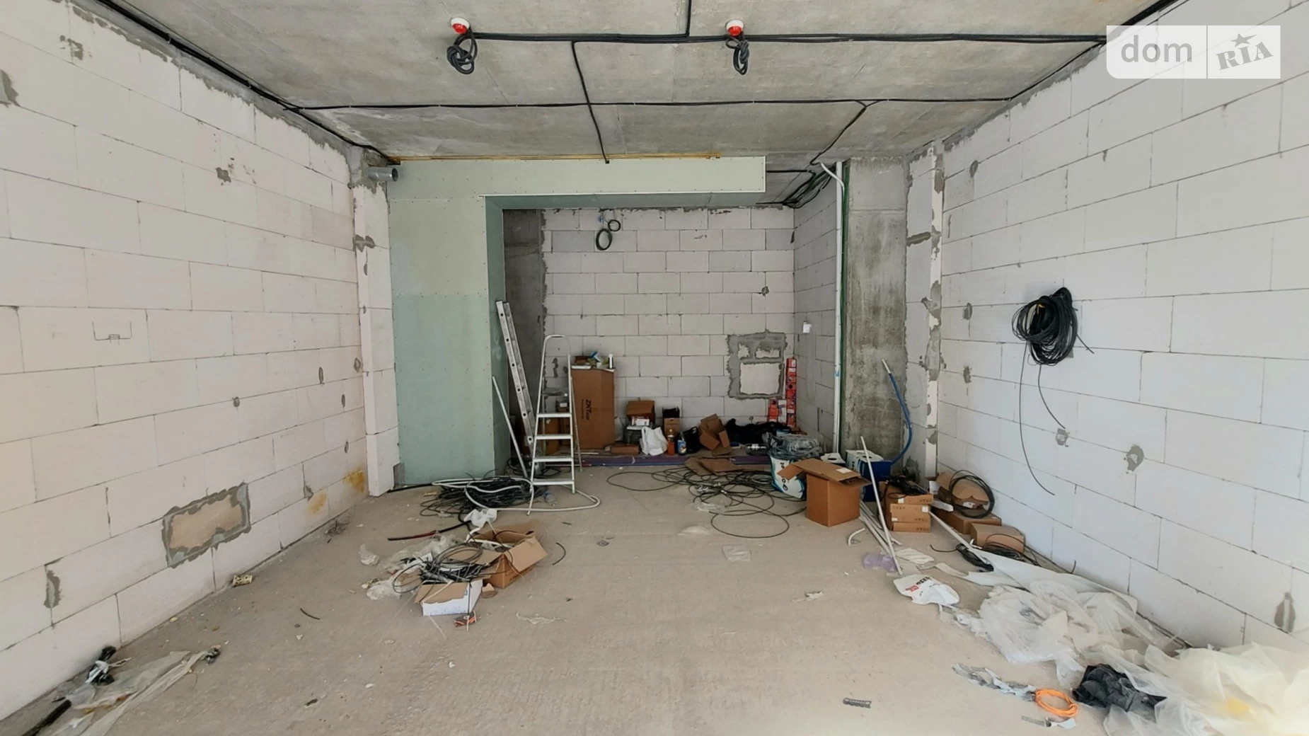 Продается помещения свободного назначения 44.9 кв. м в 17-этажном здании, цена: 49390 $ - фото 2