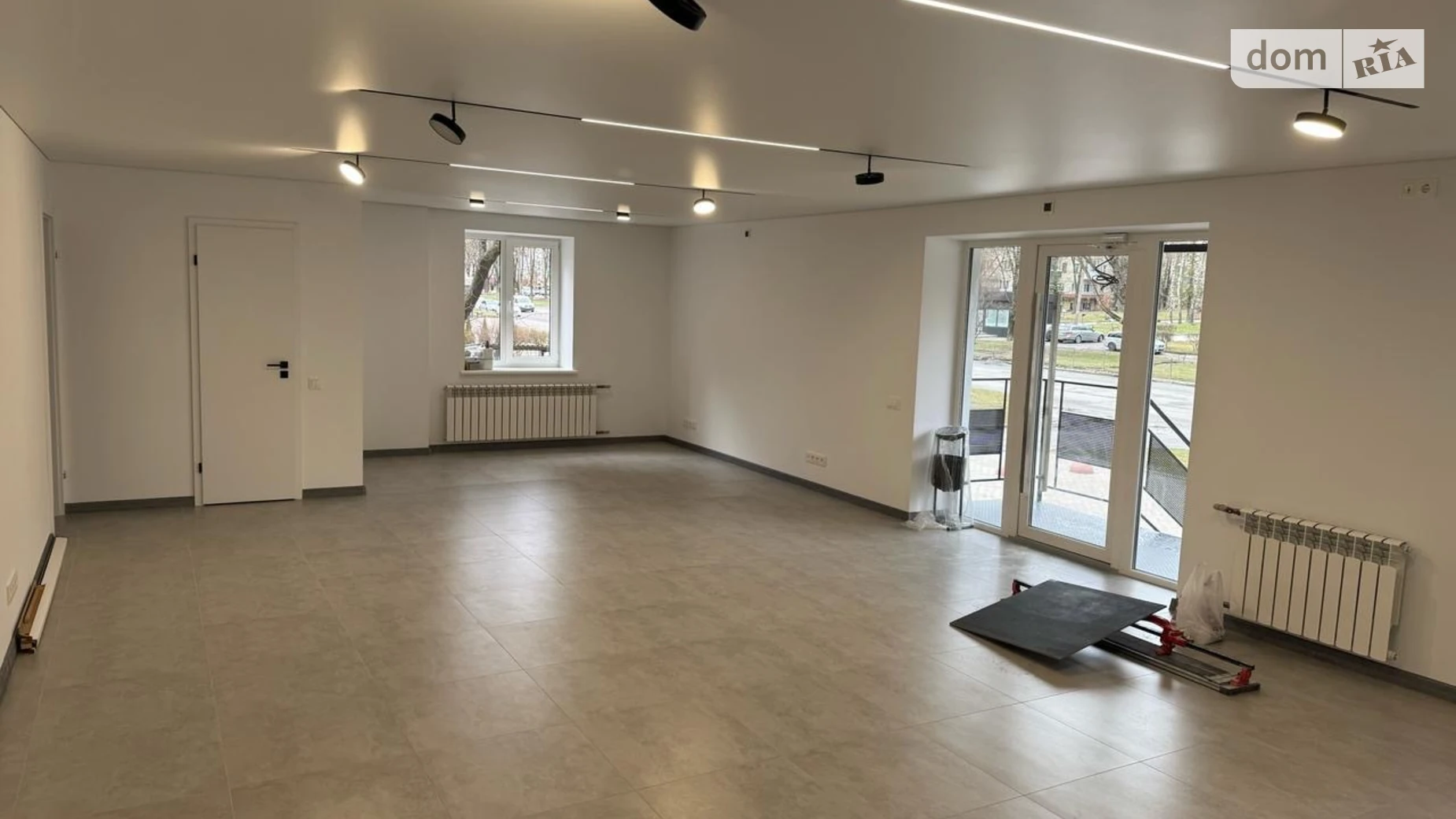 Сдается в аренду помещения свободного назначения 70 кв. м в 9-этажном здании, цена: 35000 грн - фото 3