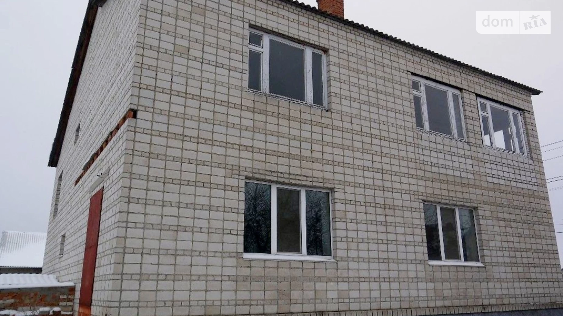 Продается дом на 2 этажа 211 кв. м с мансардой, цена: 92000 $ - фото 2