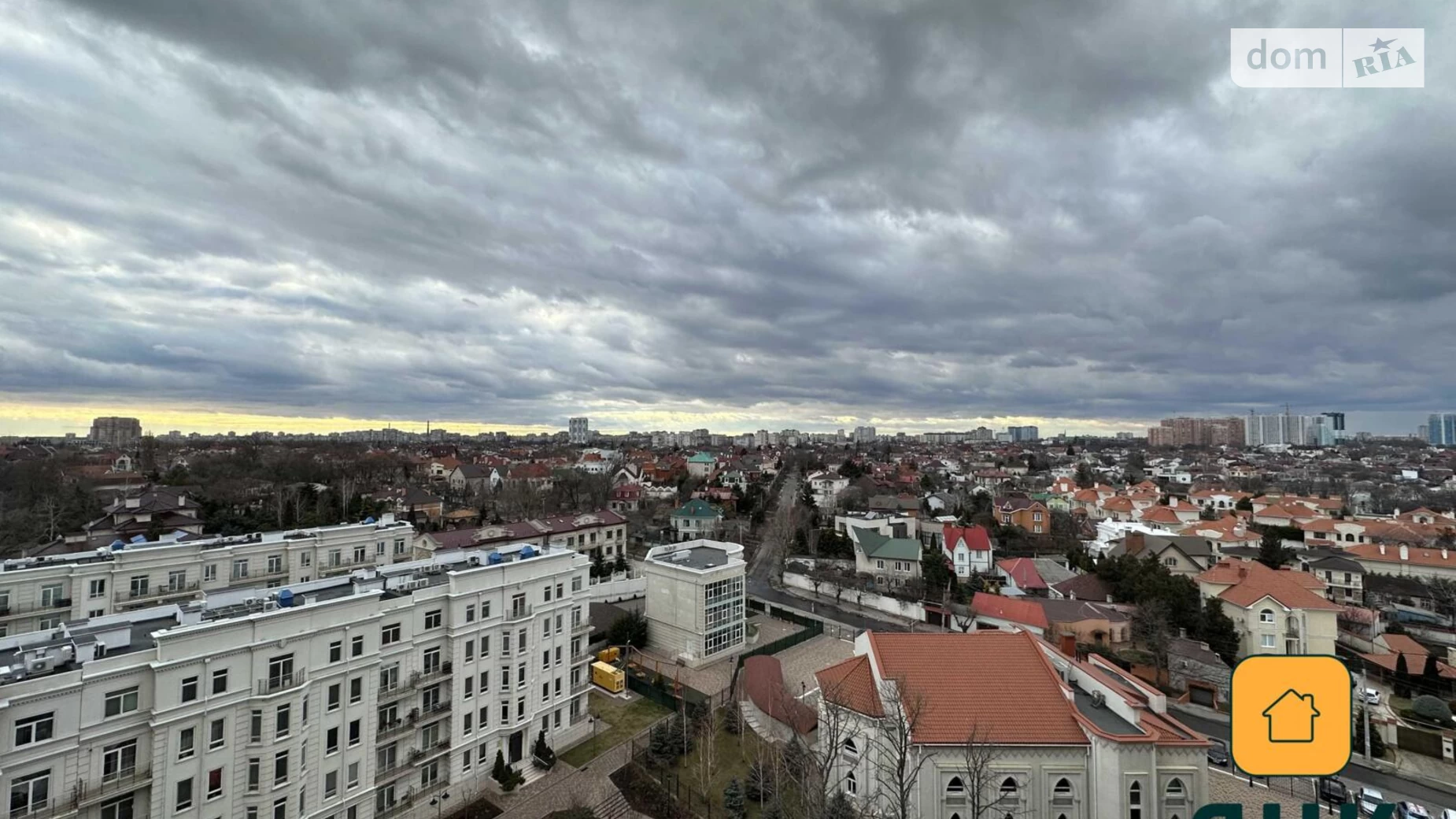 Продається 2-кімнатна квартира 64 кв. м у Одесі, Фонтанська дор., 58/1 - фото 2