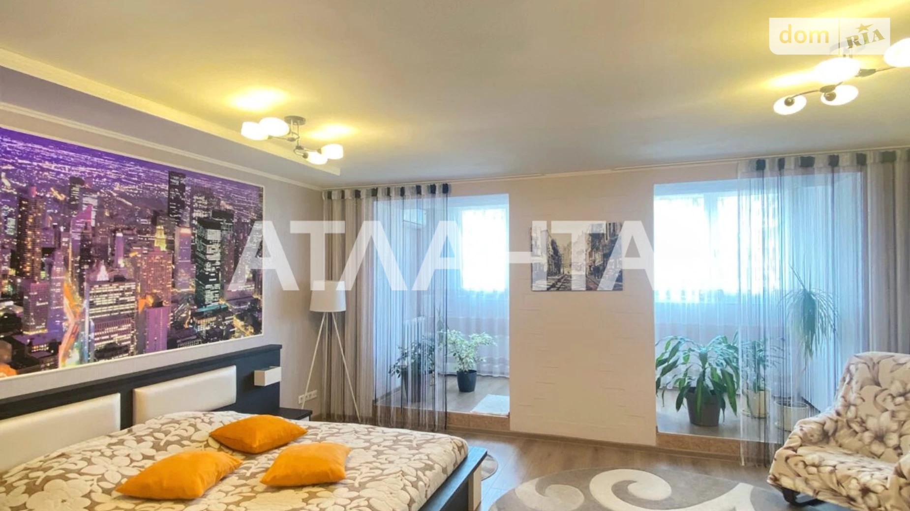 Продається 3-кімнатна квартира 82.4 кв. м у Одесі, просп. Небесної Сотні - фото 2