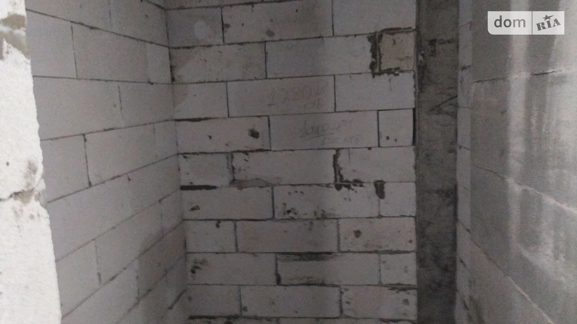 Продается 1-комнатная квартира 49.9 кв. м в, цена: 39700 $ - фото 3