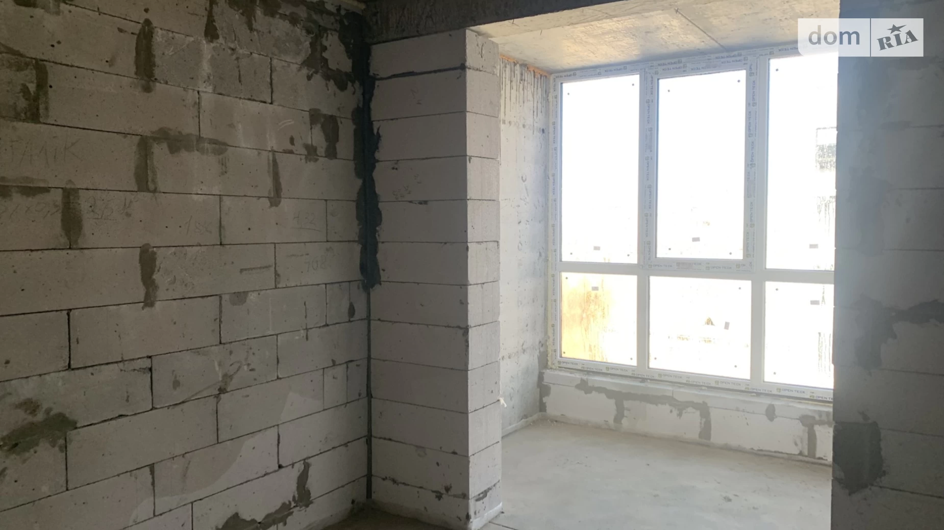 Продается 1-комнатная квартира 49.9 кв. м в, цена: 39700 $ - фото 4
