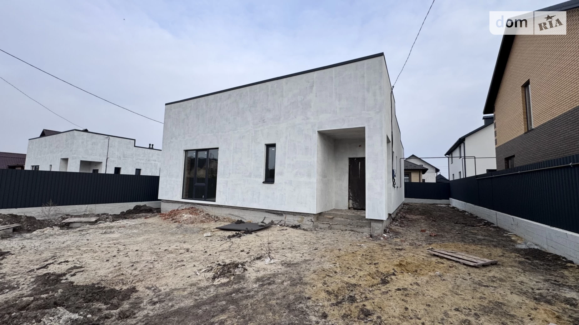 Продается одноэтажный дом 100 кв. м с подвалом, цена: 100000 $ - фото 2