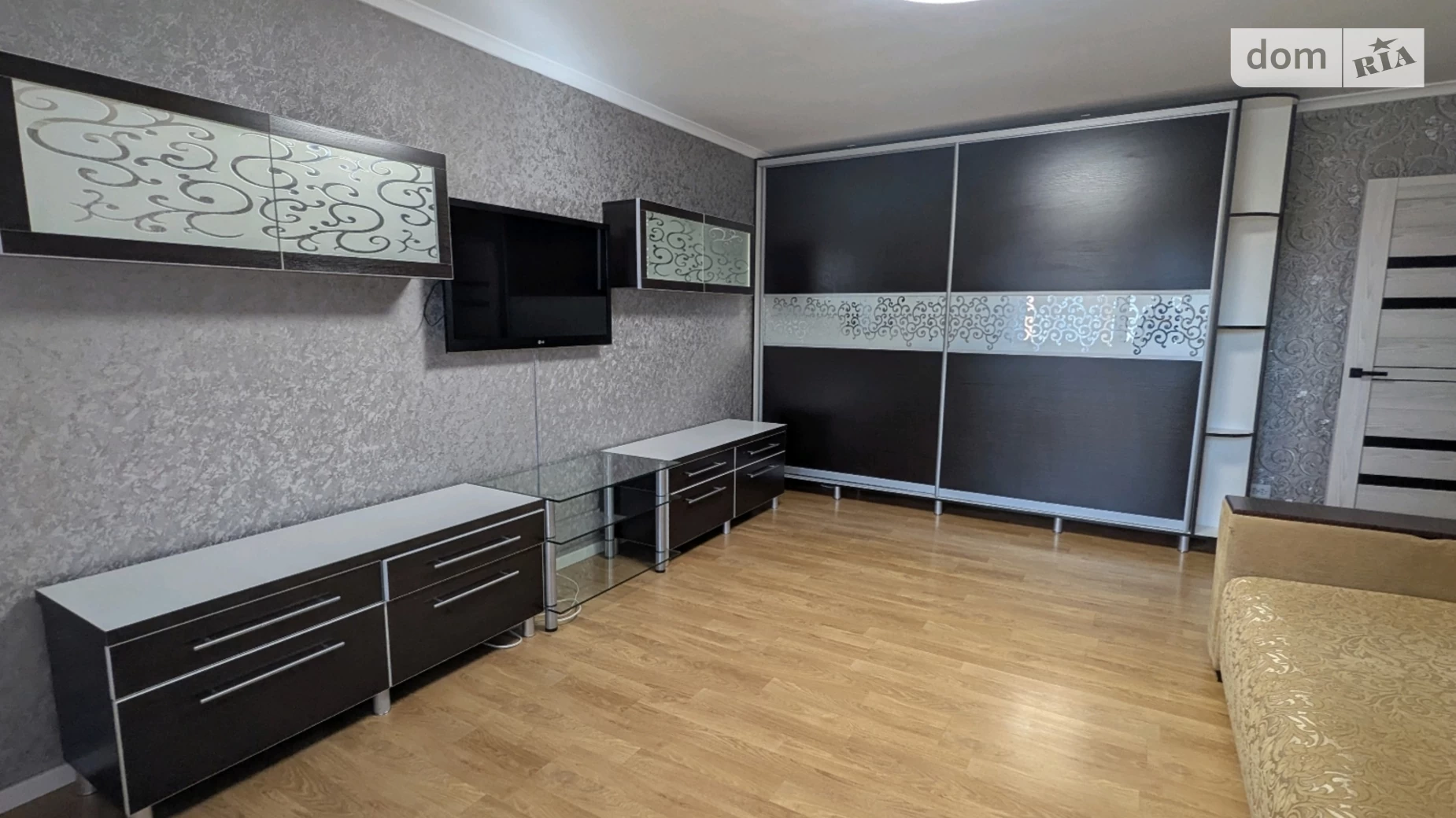 Продается 2-комнатная квартира 74 кв. м в Ирпене, ул. Мира, 3Б - фото 2