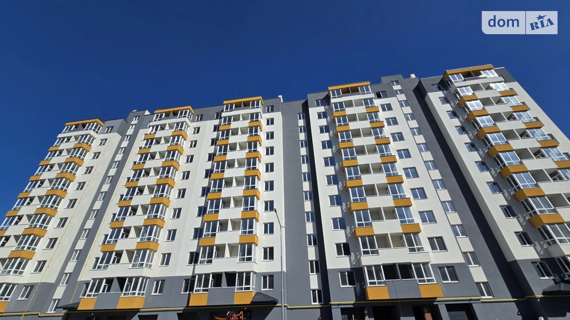 Продается 1-комнатная квартира 43.5 кв. м в, цена: 37700 $ - фото 2