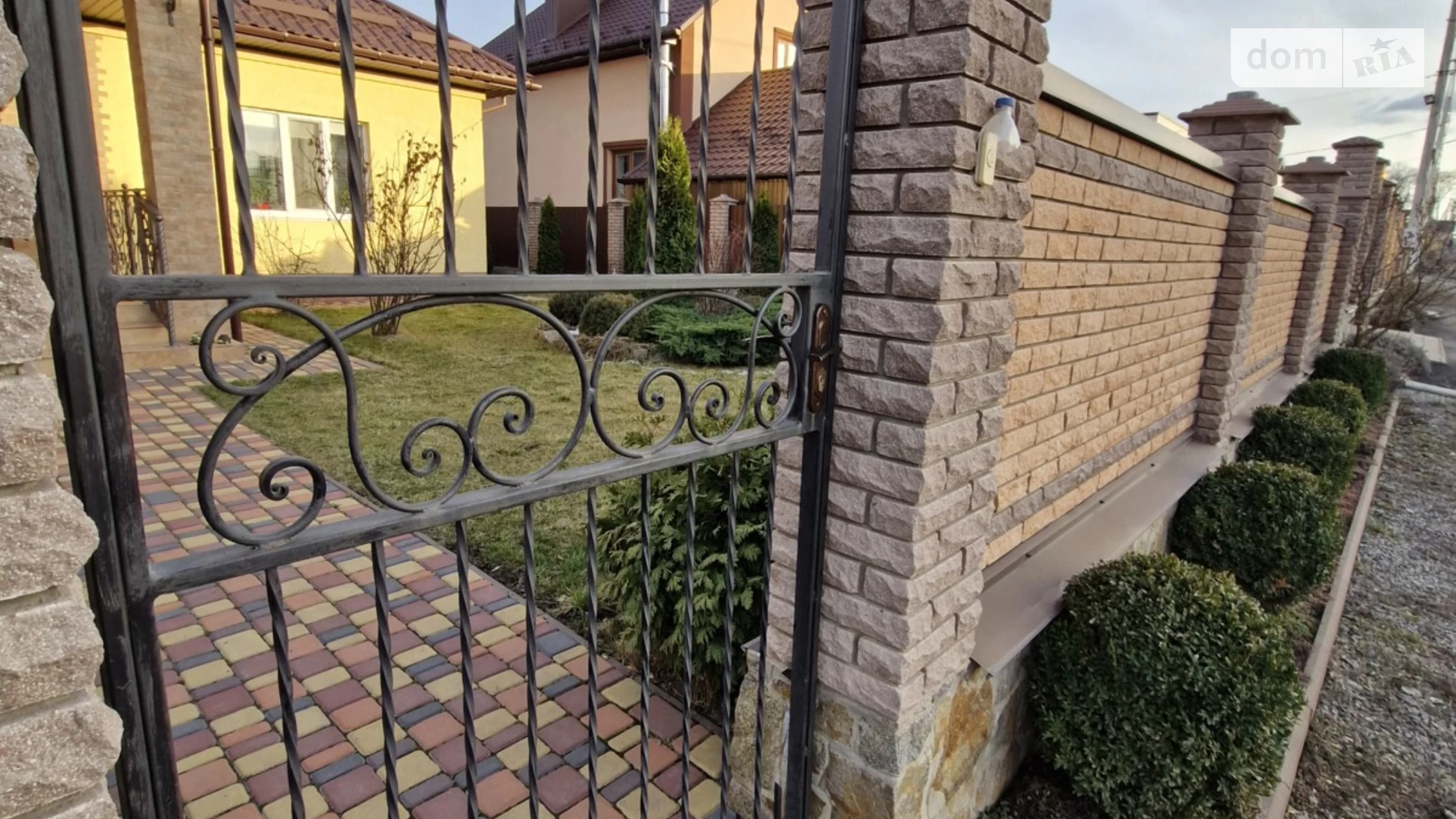 Продається одноповерховий будинок 212 кв. м з верандою, цена: 350000 $ - фото 4