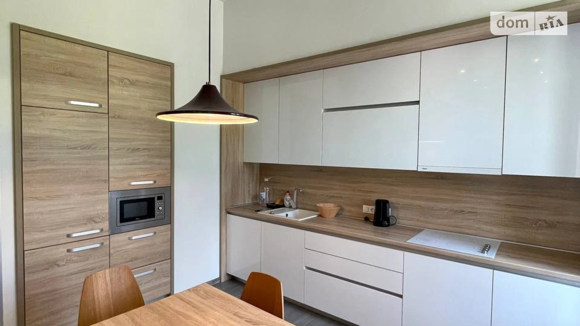 Сдается в аренду 1-комнатная квартира 60 кв. м в Львове, просп. Свободы, 23 - фото 2