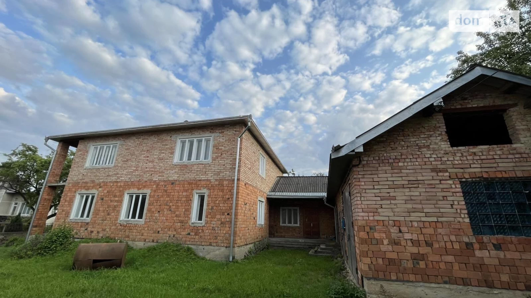 Продается дом на 2 этажа 272.6 кв. м с баней/сауной, цена: 57500 $ - фото 2