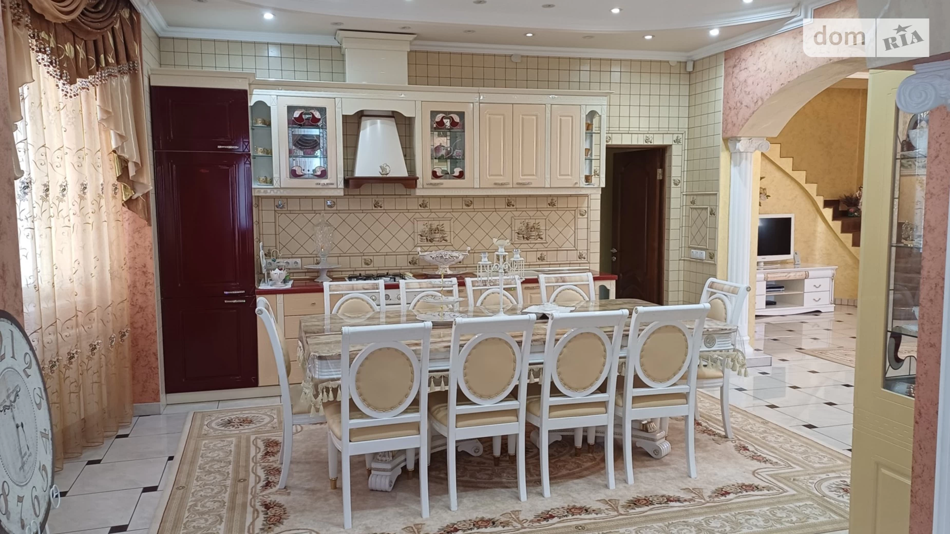 Продается дом на 2 этажа 313.6 кв. м с беседкой, цена: 265000 $ - фото 2