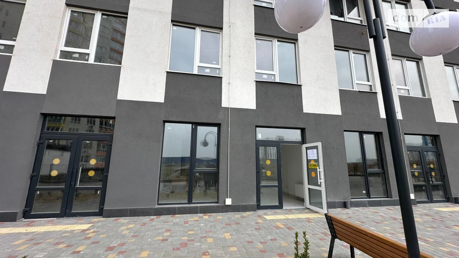 Продается помещения свободного назначения 58 кв. м в 17-этажном здании, цена: 63800 $ - фото 3