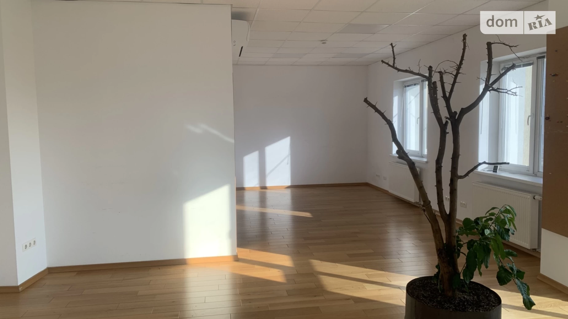 Здається в оренду офіс 220.5 кв. м в бізнес-центрі, цена: 2426 $ - фото 2