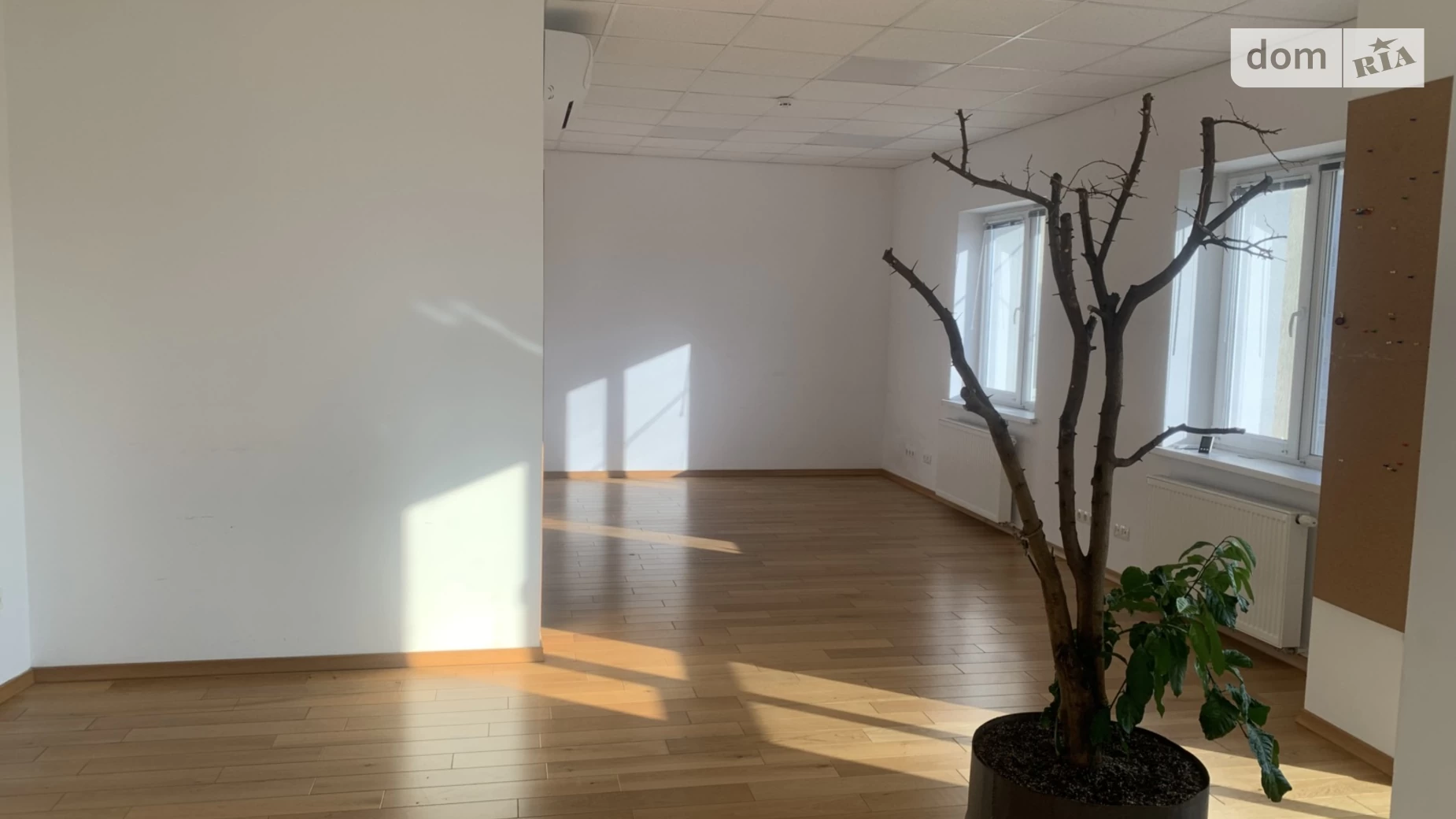 Здається в оренду офіс 220.5 кв. м в бізнес-центрі, цена: 2426 $ - фото 3