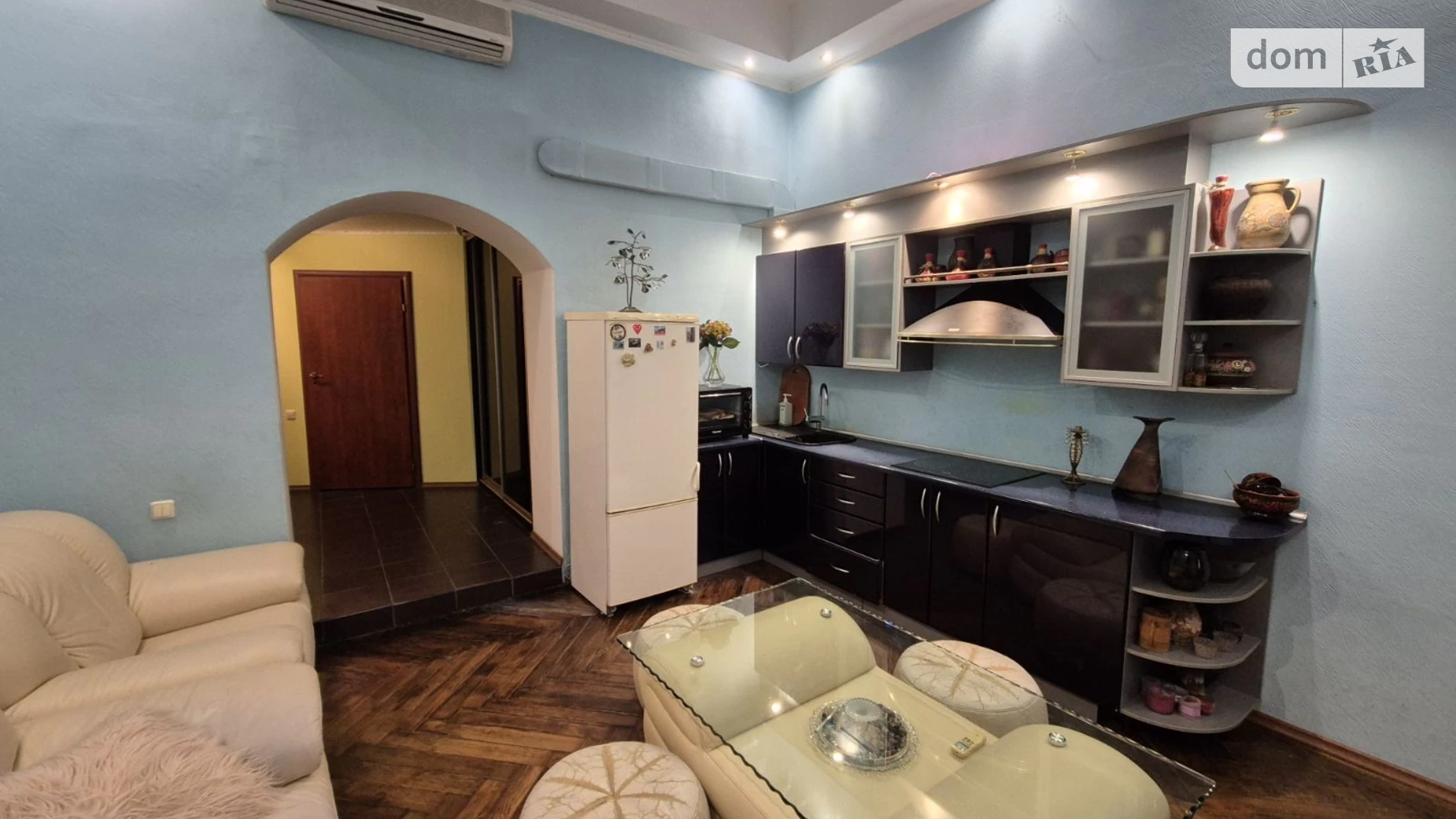 Продается 2-комнатная квартира 67.2 кв. м в Одессе, пл. Старосенная, 15А - фото 4