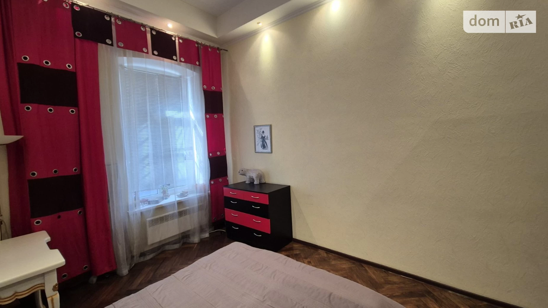 Продается 2-комнатная квартира 67.2 кв. м в Одессе, пл. Старосенная, 15А - фото 3