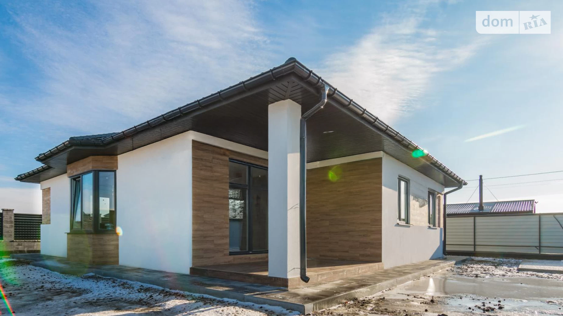 Продается одноэтажный дом 110 кв. м с камином, цена: 115000 $ - фото 3