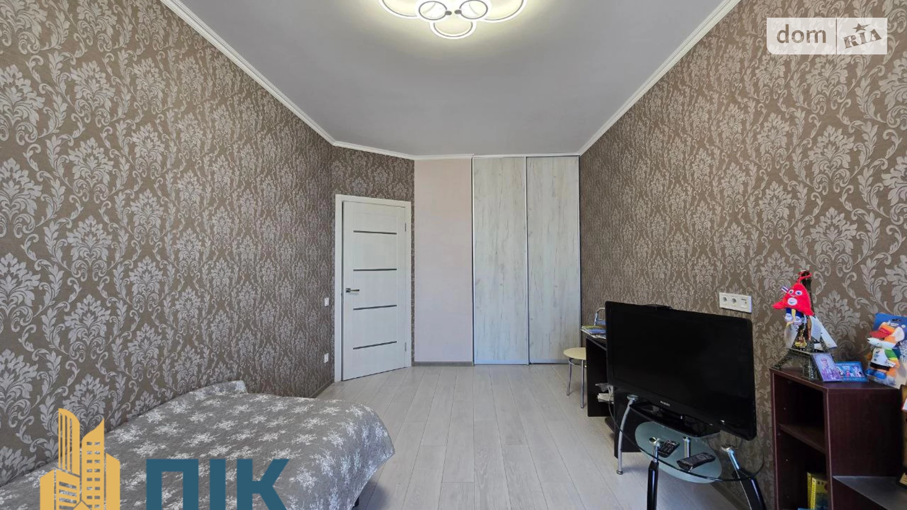 Продается 1-комнатная квартира 43 кв. м в Киеве, ул. Клавдиевская, 40В - фото 3