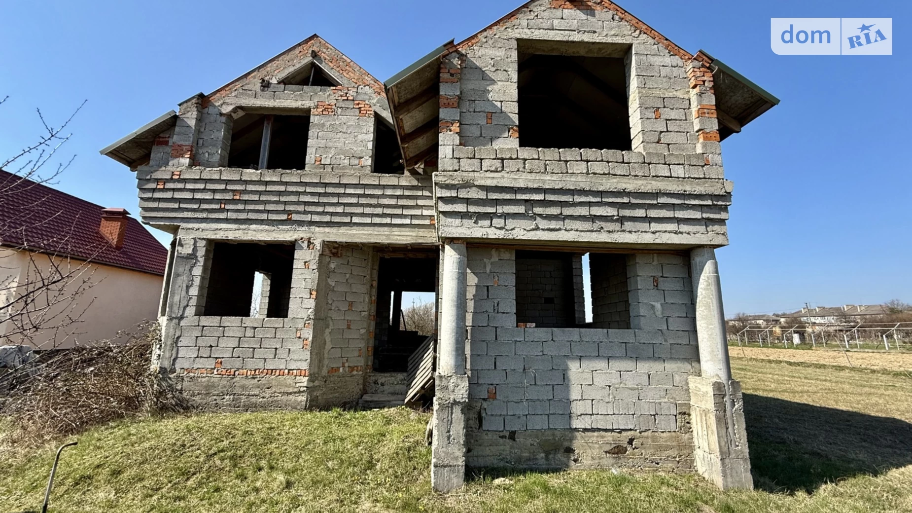 Продается дом на 2 этажа 180 кв. м с мансардой, цена: 49999 $ - фото 2