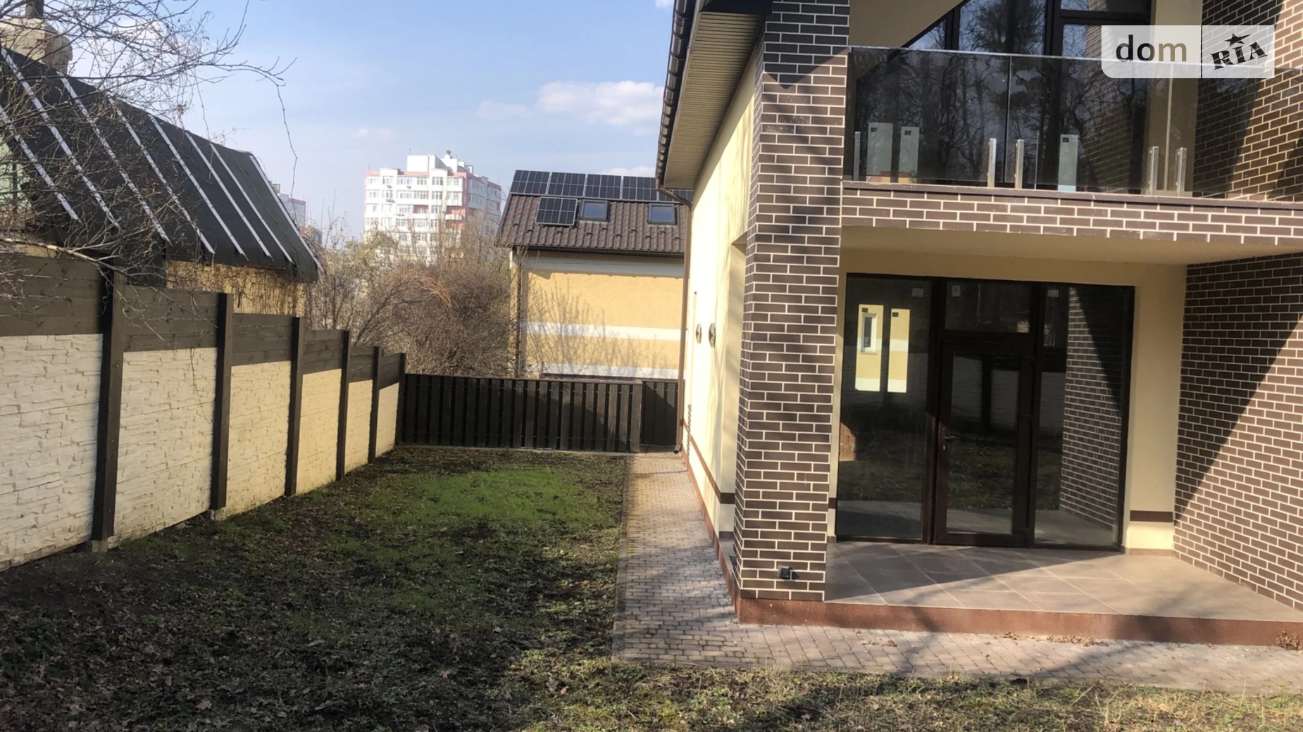 Продается дом на 2 этажа 3 кв. м с подвалом, цена: 105000 $ - фото 3