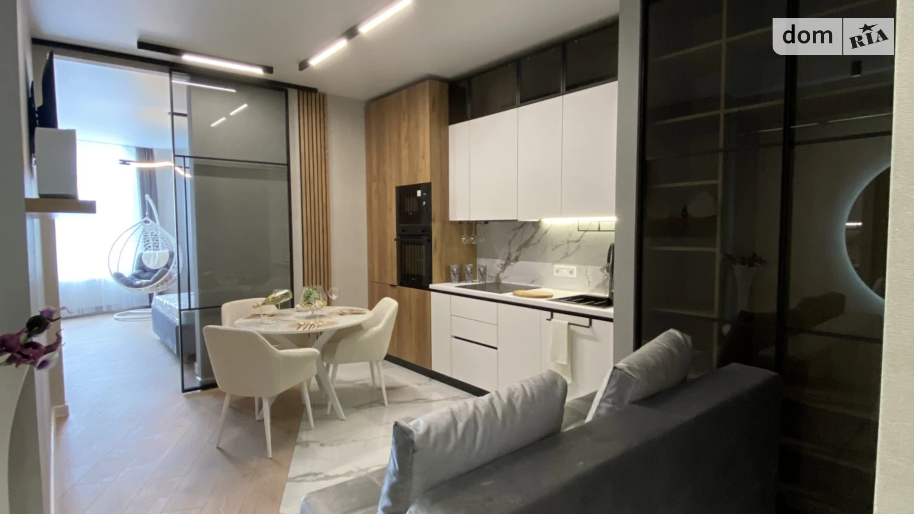 Продается 1-комнатная квартира 41 кв. м в Одессе, пер. Мореходный, 2А - фото 2