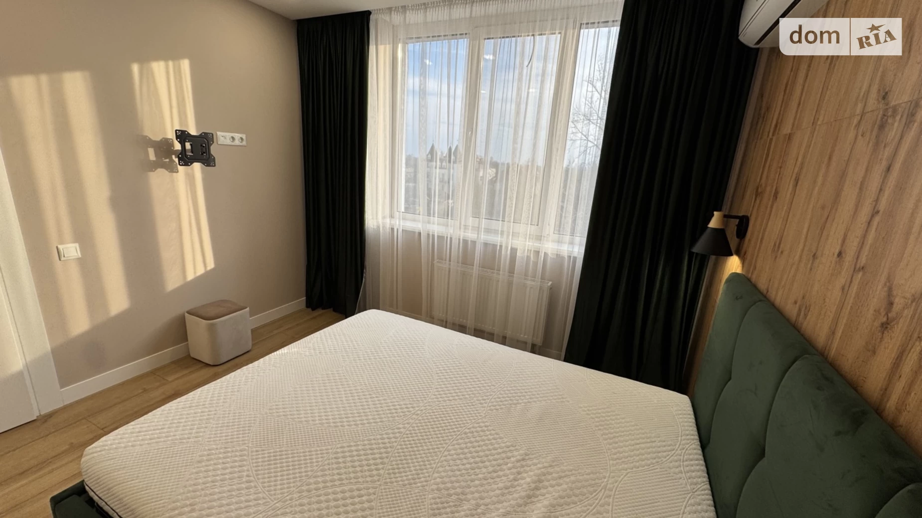 Продается 2-комнатная квартира 54 кв. м в Киеве, ул. Олимпия Галика, 75Д - фото 2