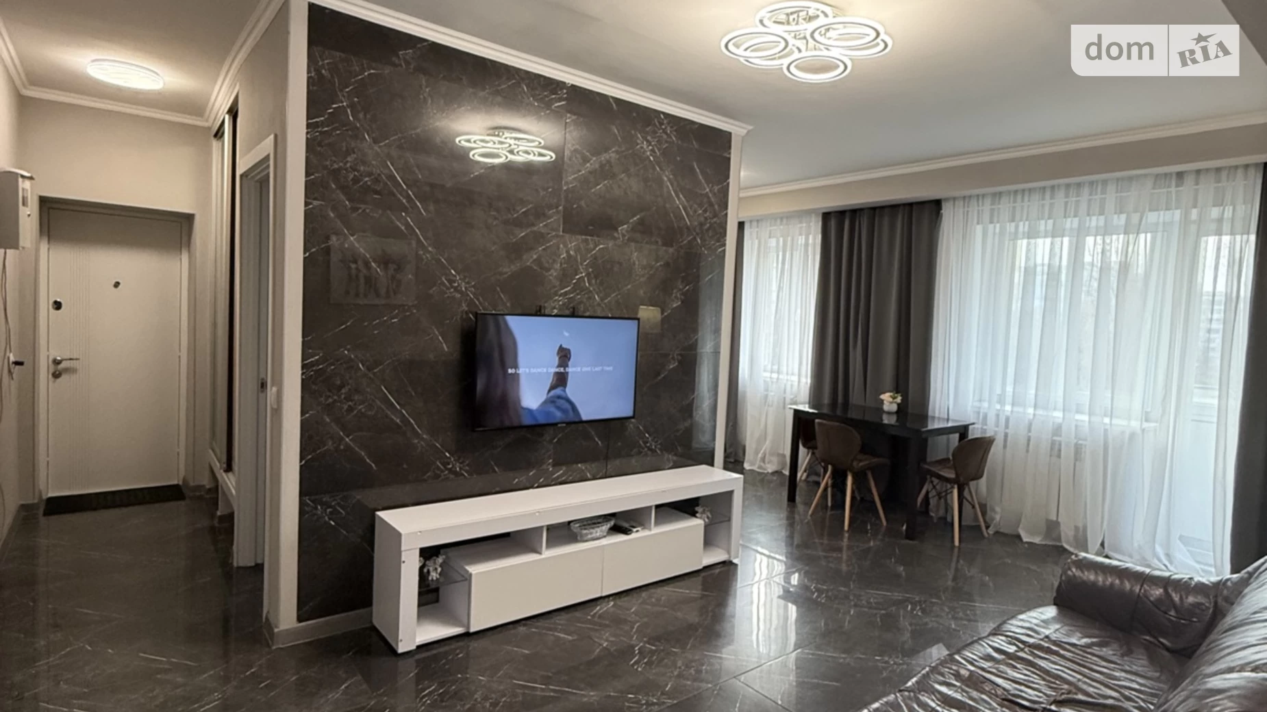 Продается 3-комнатная квартира 62 кв. м в Днепре, цена: 52900 $ - фото 2