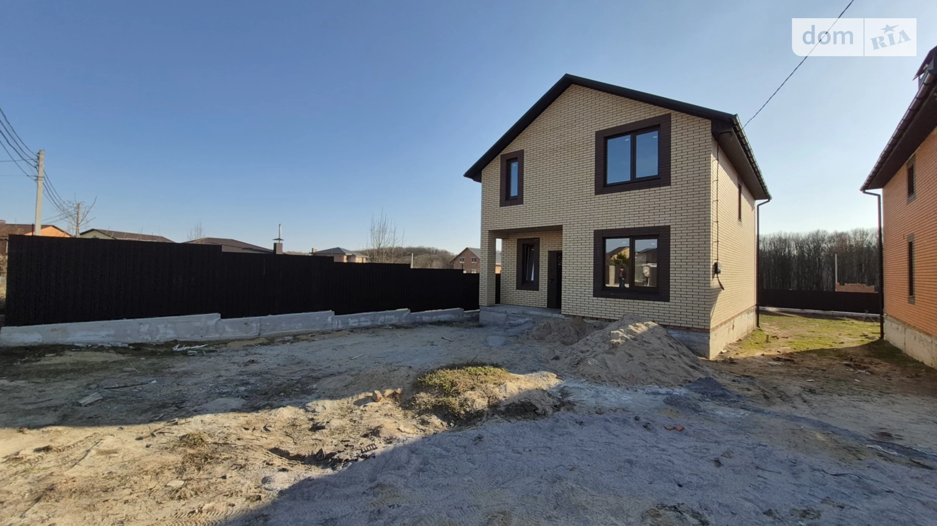 Продается дом на 2 этажа 125 кв. м с балконом, цена: 93000 $ - фото 2