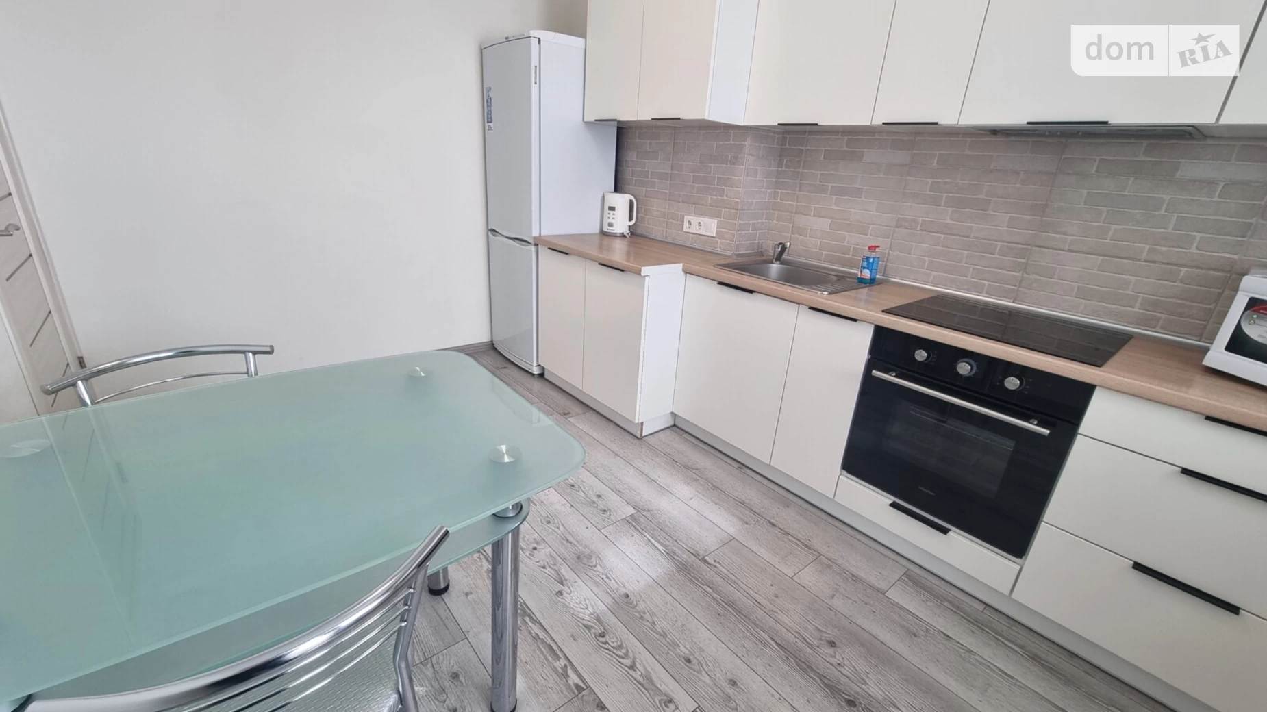 Продается 1-комнатная квартира 47.7 кв. м в Киеве, ул. Белорусская, 36А - фото 2