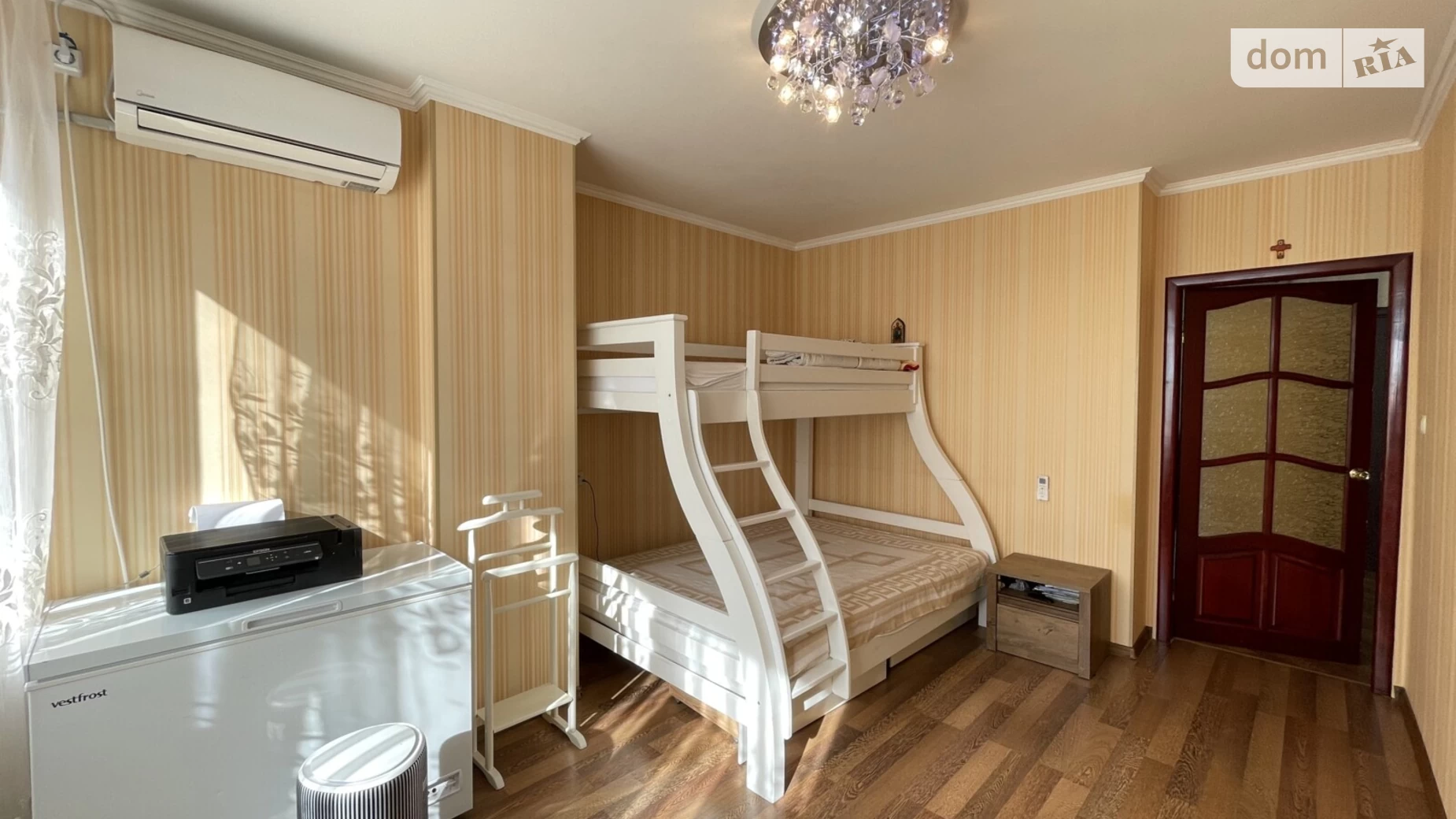 Продається 2-кімнатна квартира 82 кв. м у Лиманці, мас. Радужний - фото 4