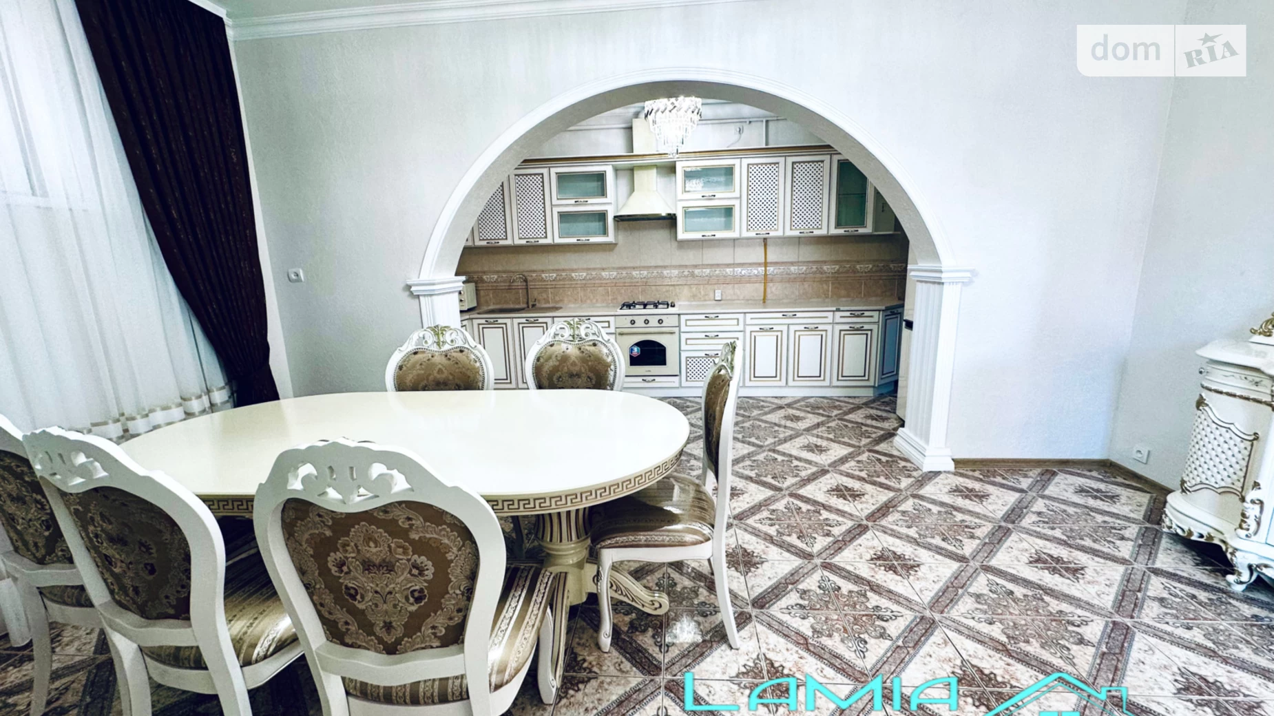 Сдается в аренду дом на 3 этажа 240 кв. м с беседкой, цена: 1500 $ - фото 5
