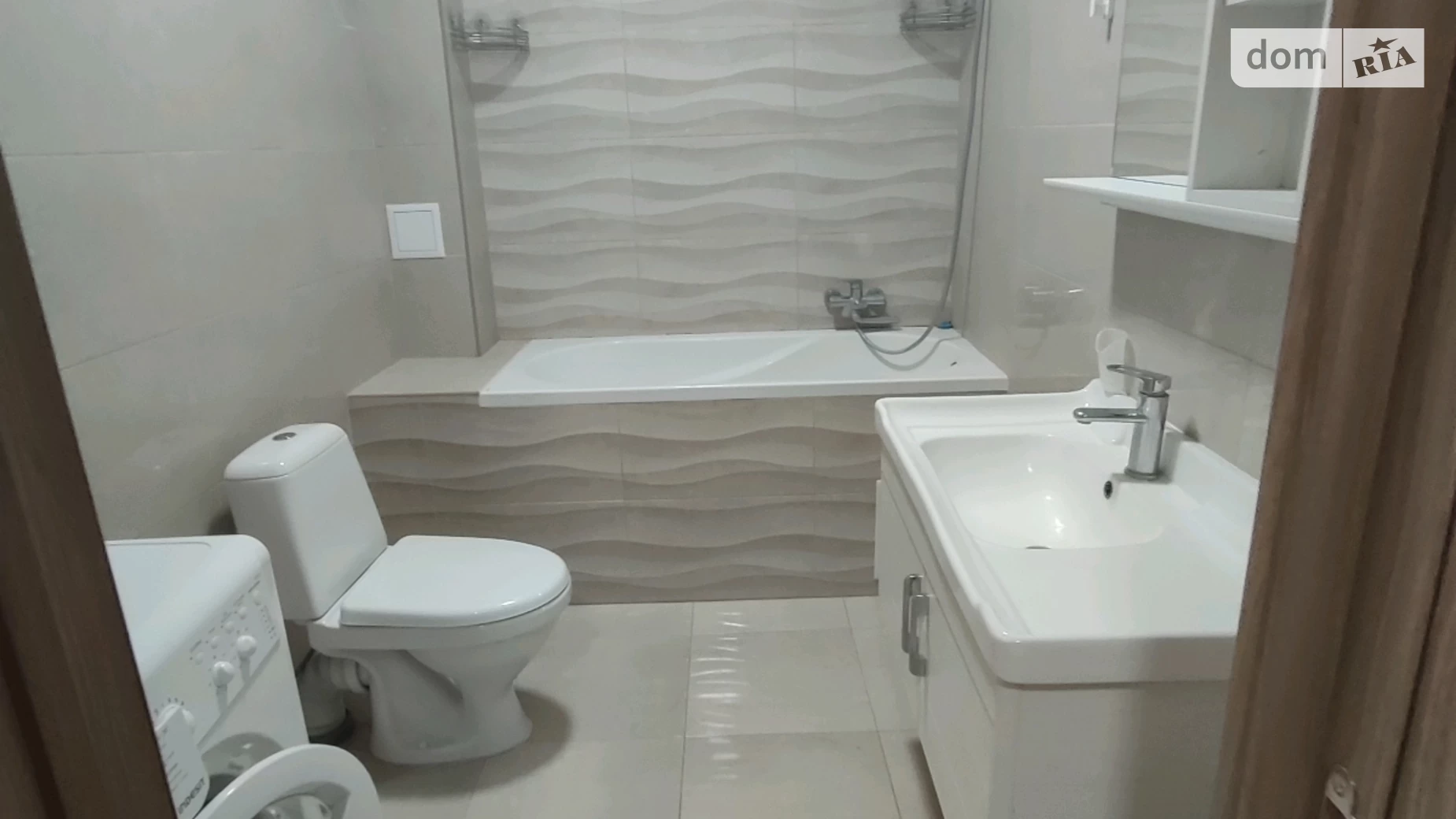 Продается 1-комнатная квартира 48.8 кв. м в, цена: 57000 $ - фото 3