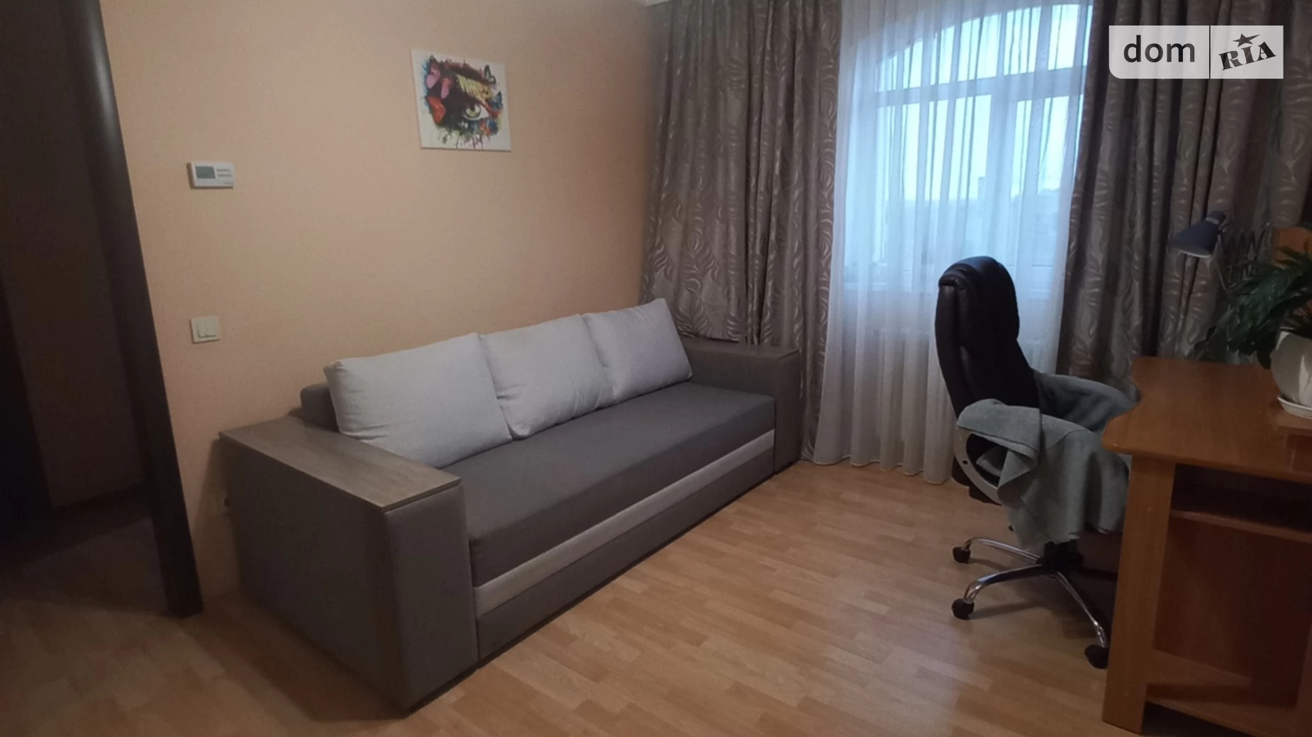 Продается 1-комнатная квартира 42.6 кв. м в Ивано-Франковске, ул. Кисилевской Ольги, 37 - фото 2
