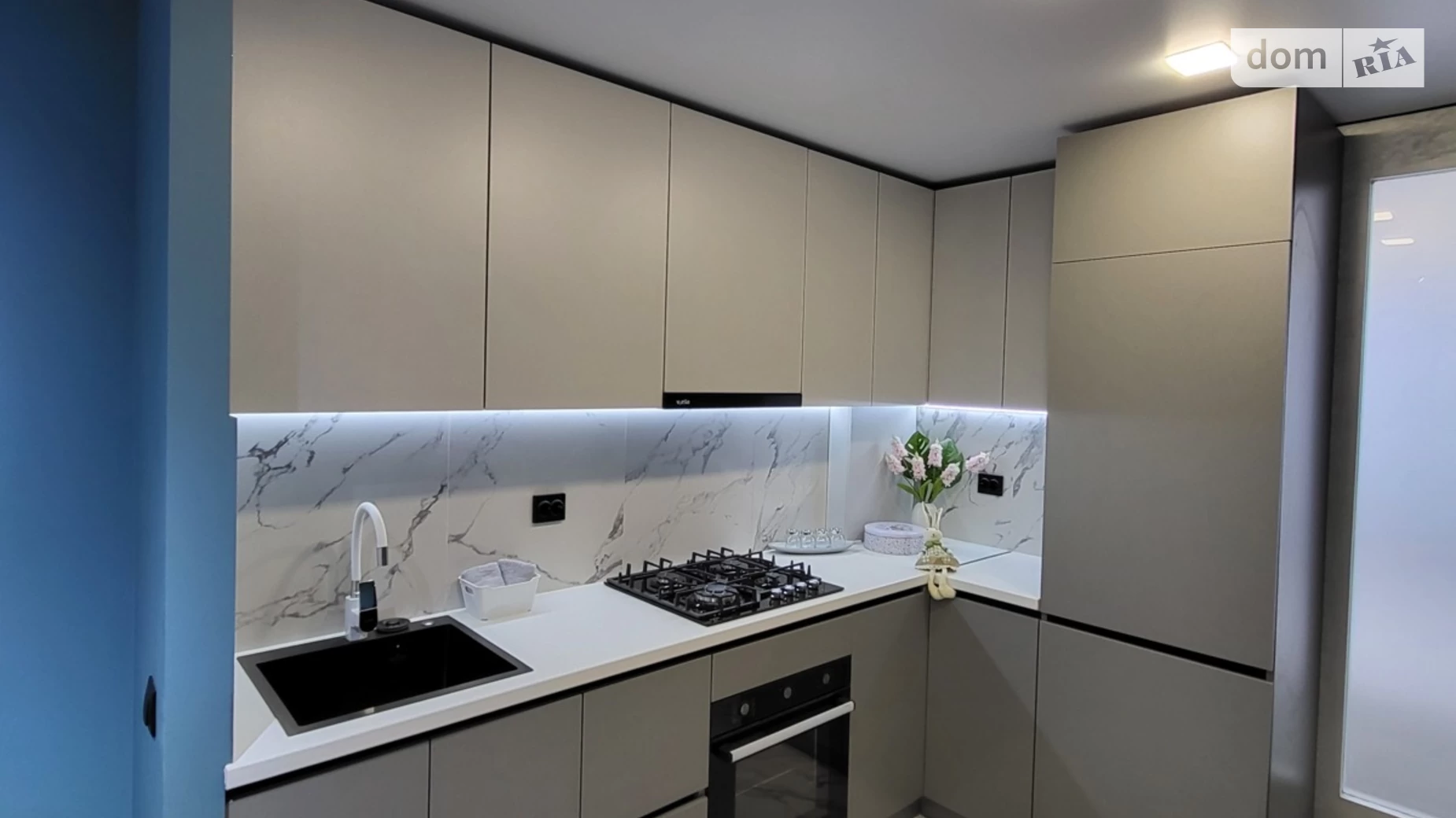 3-комнатная квартира 61 кв. м в Тернополе, ул. Киевская - фото 3